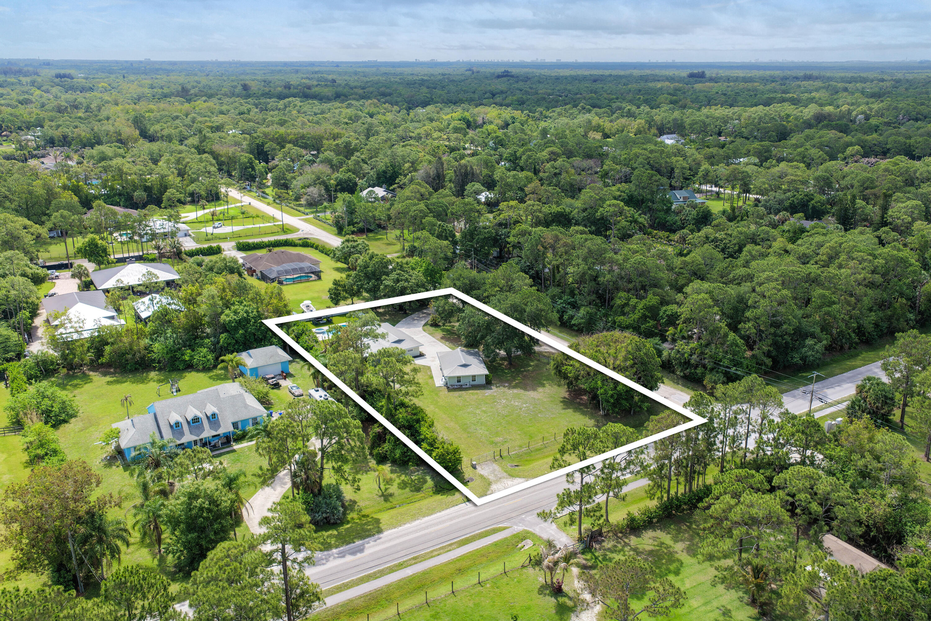 16582 Mellen Lane, Farms