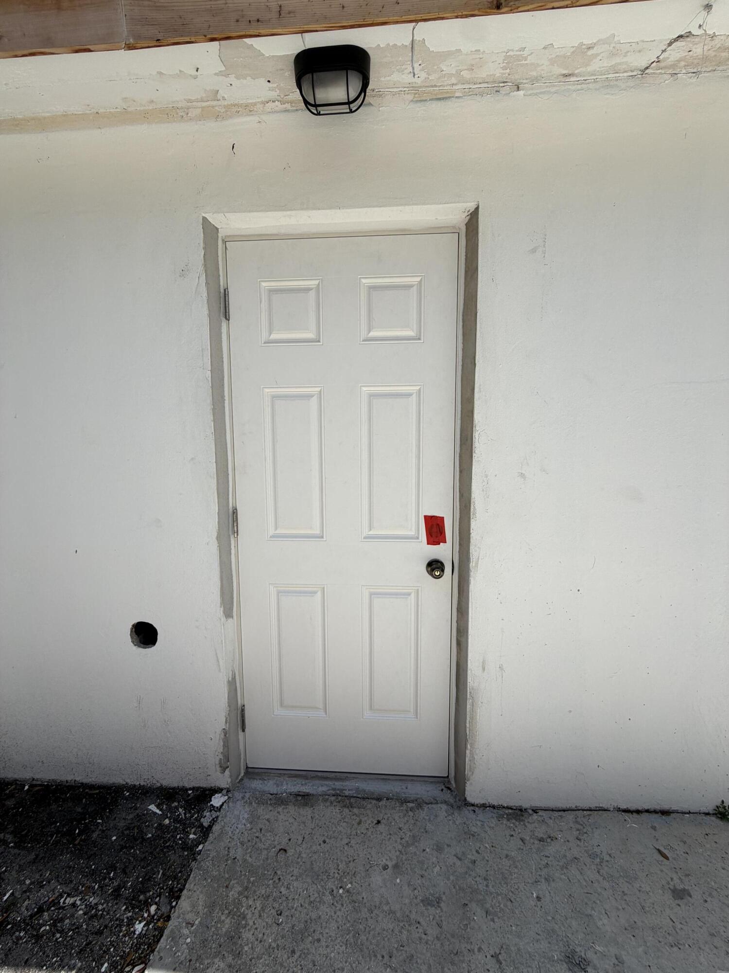 411b NE 57th Court