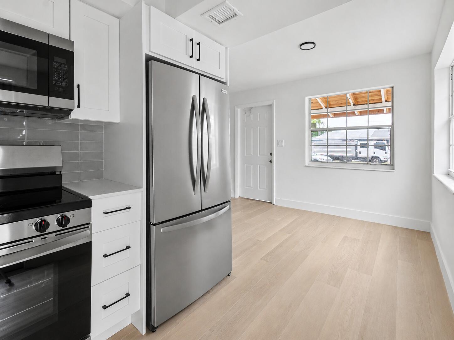 411b NE 57th Court