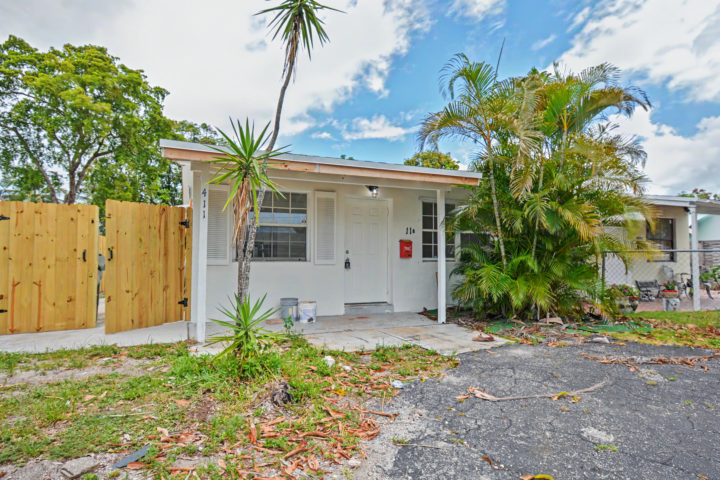 411b NE 57th Court
