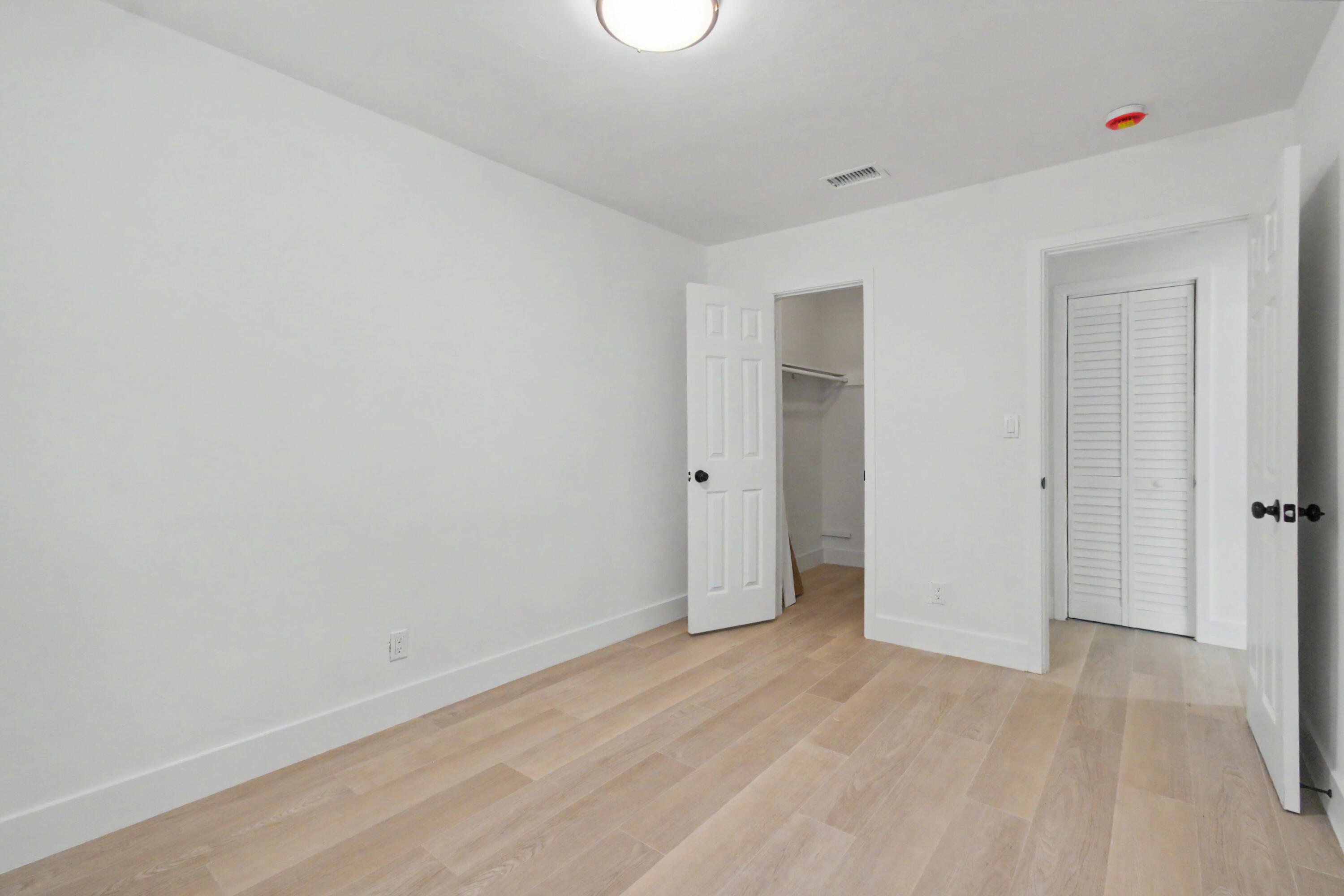 411b NE 57th Court