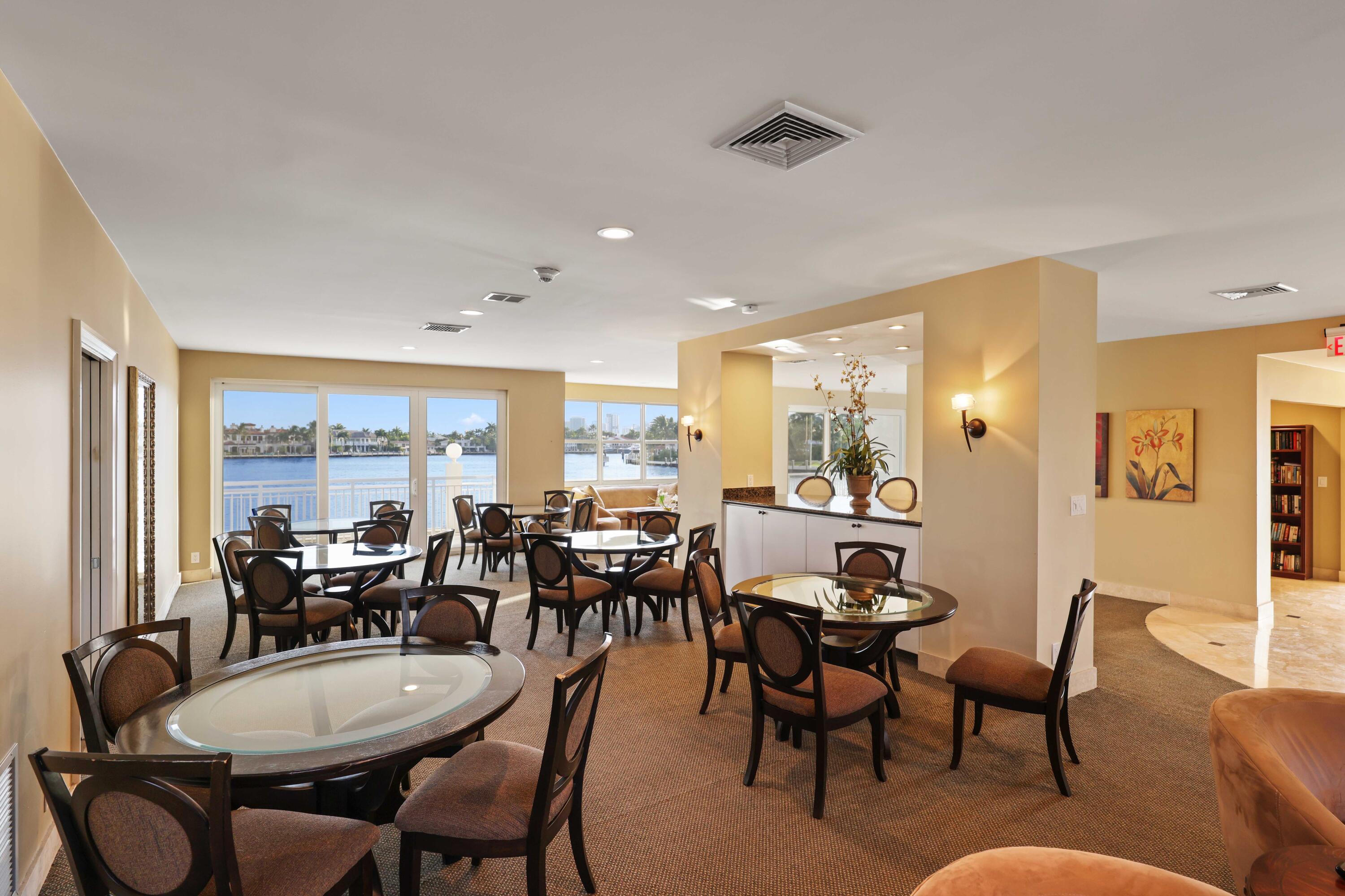 511 Bayshore Drive 401