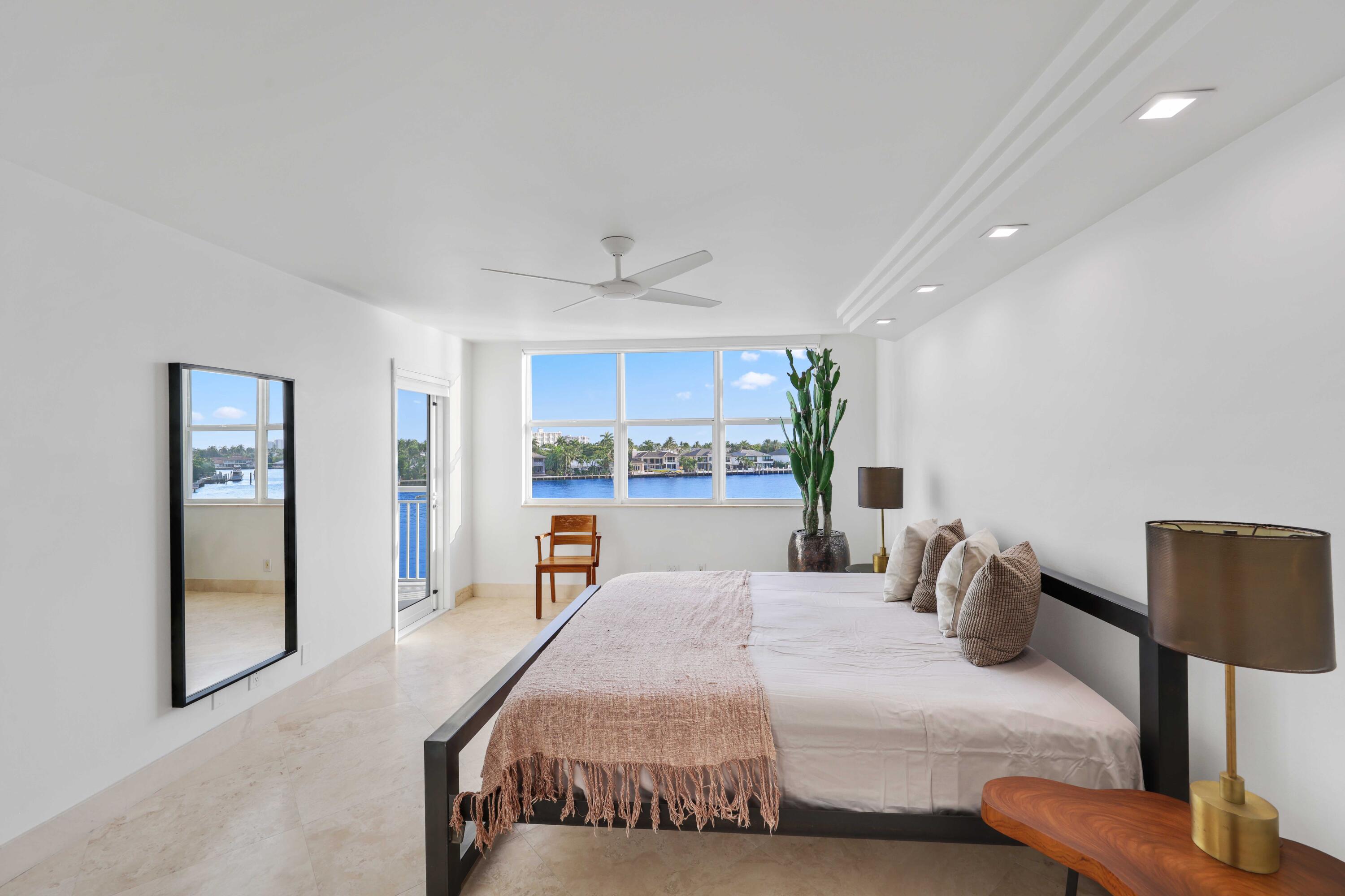 511 Bayshore Drive 401