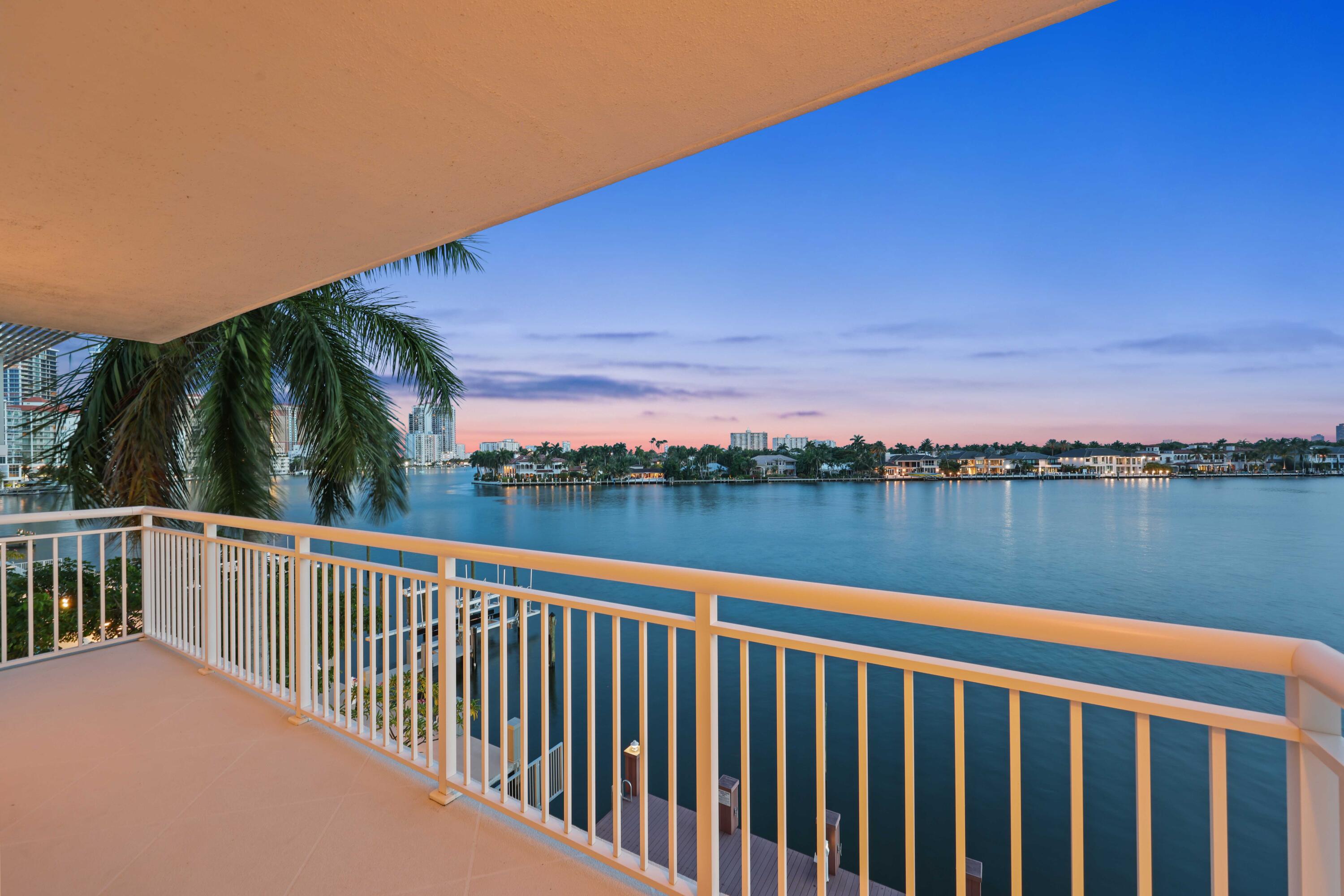 511 Bayshore Drive 401