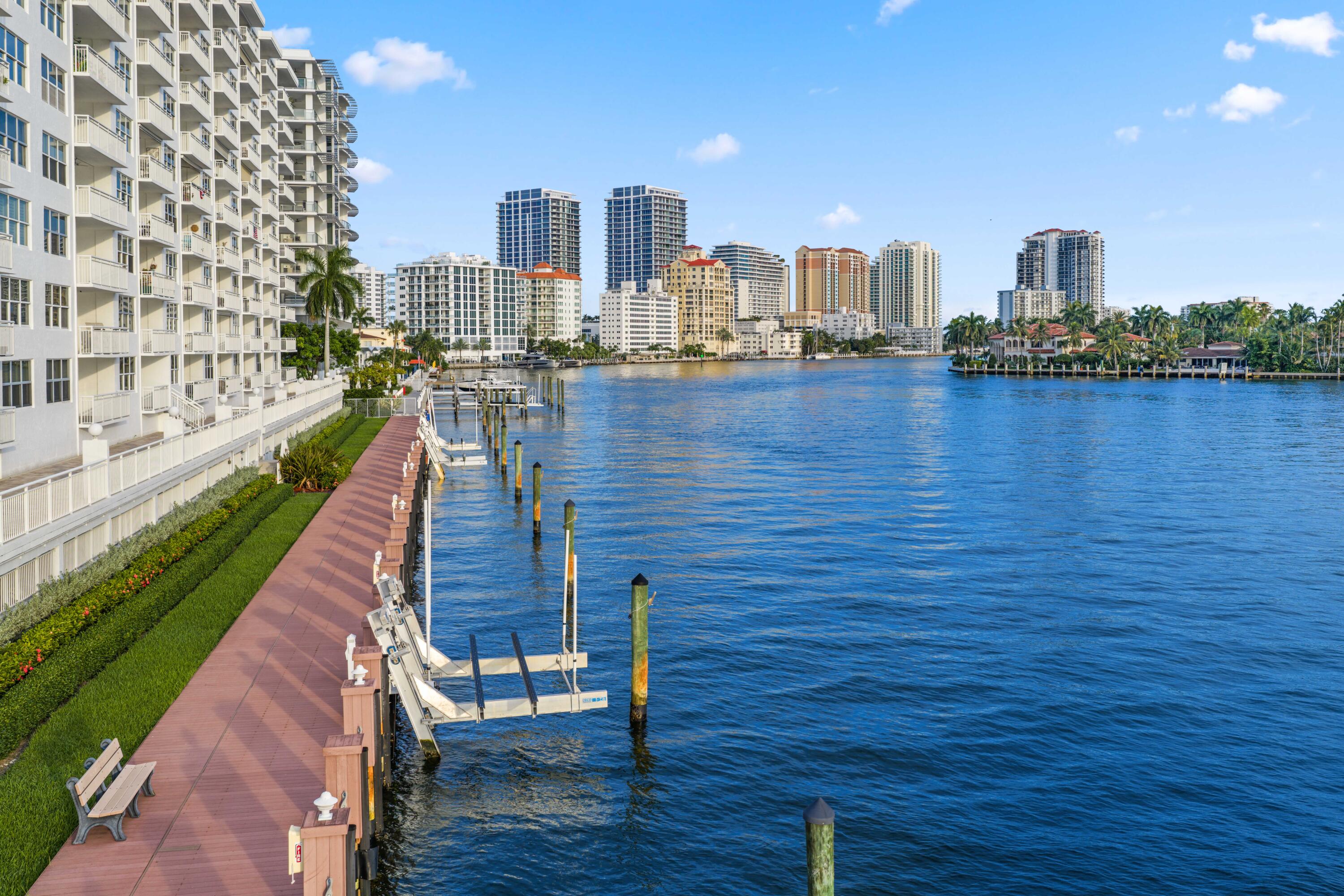 511 Bayshore Drive 401