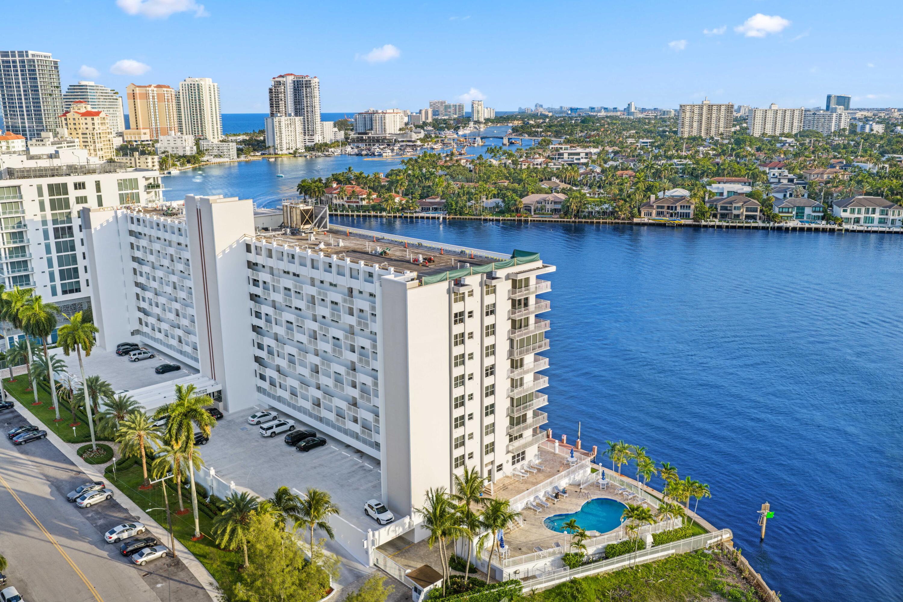511 Bayshore Drive 401