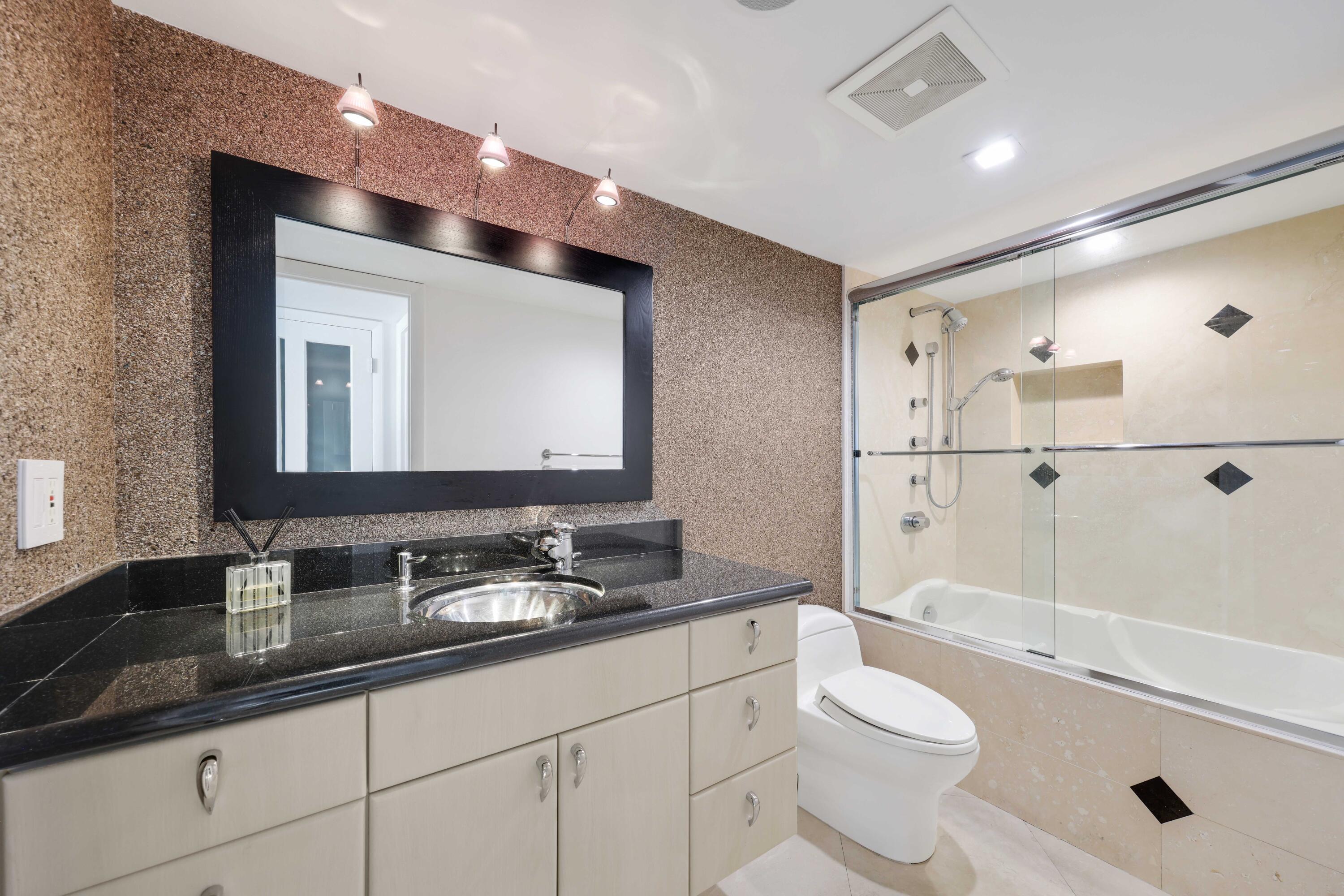 511 Bayshore Drive 401