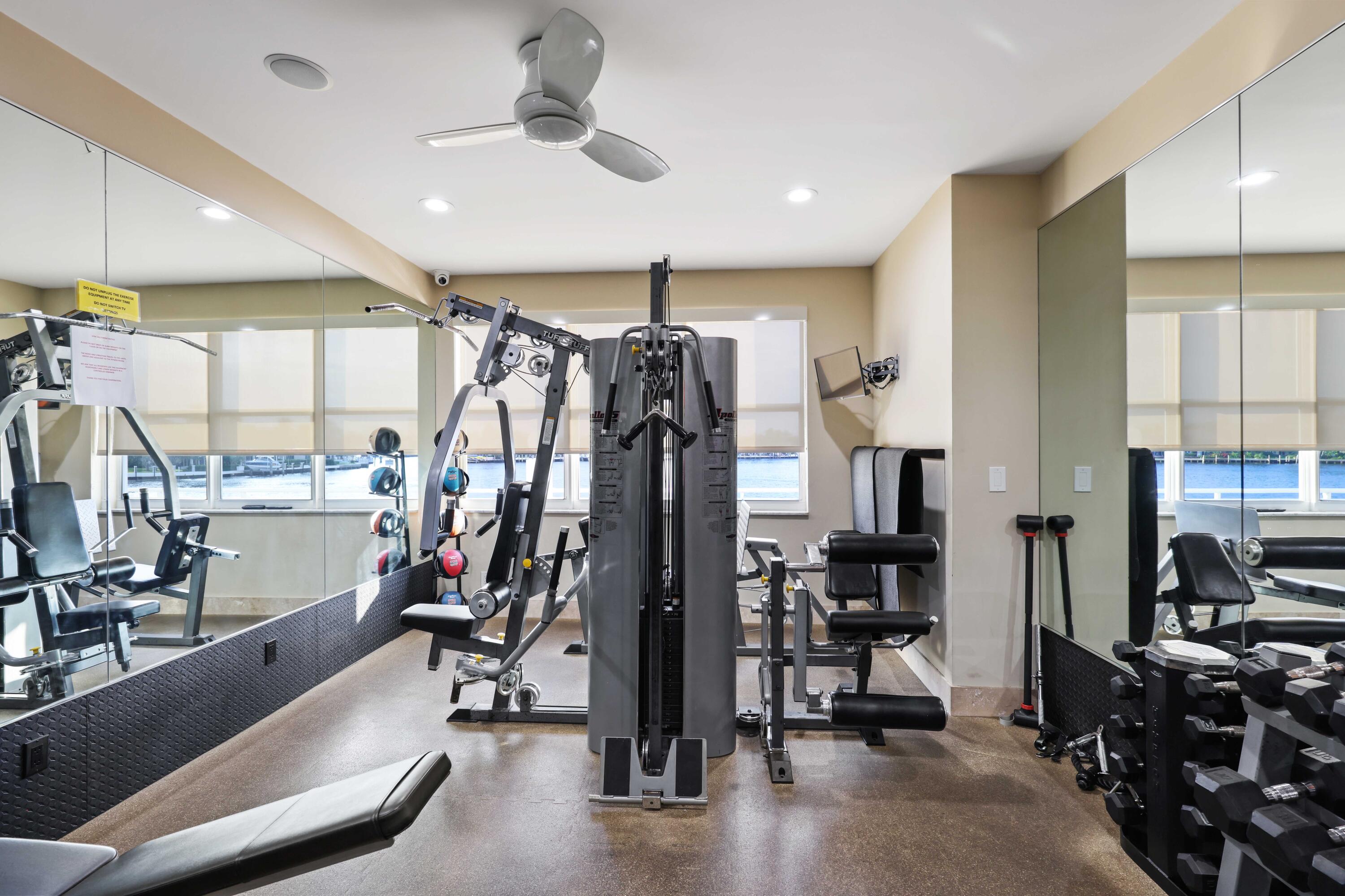 511 Bayshore Drive 401