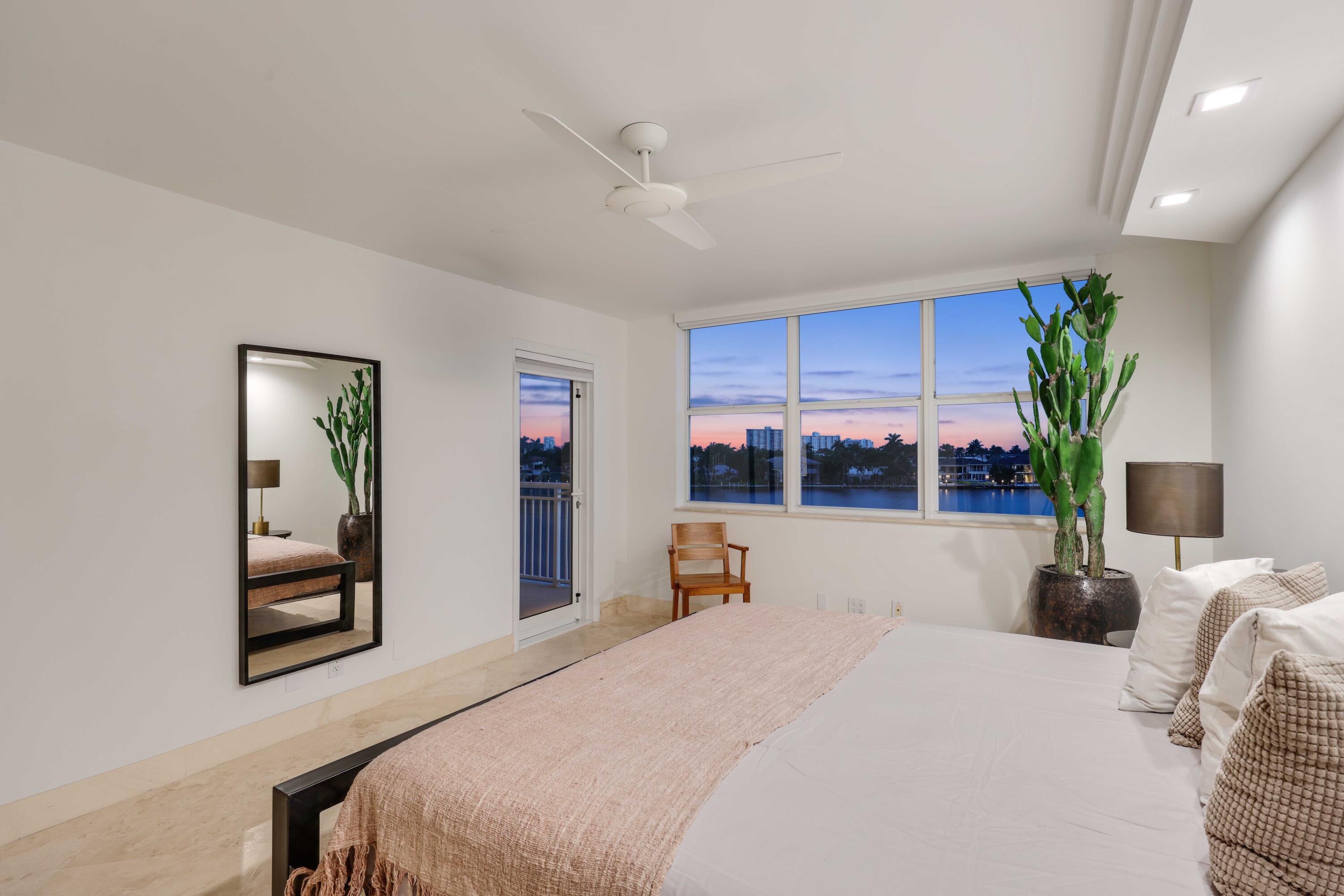 511 Bayshore Drive 401