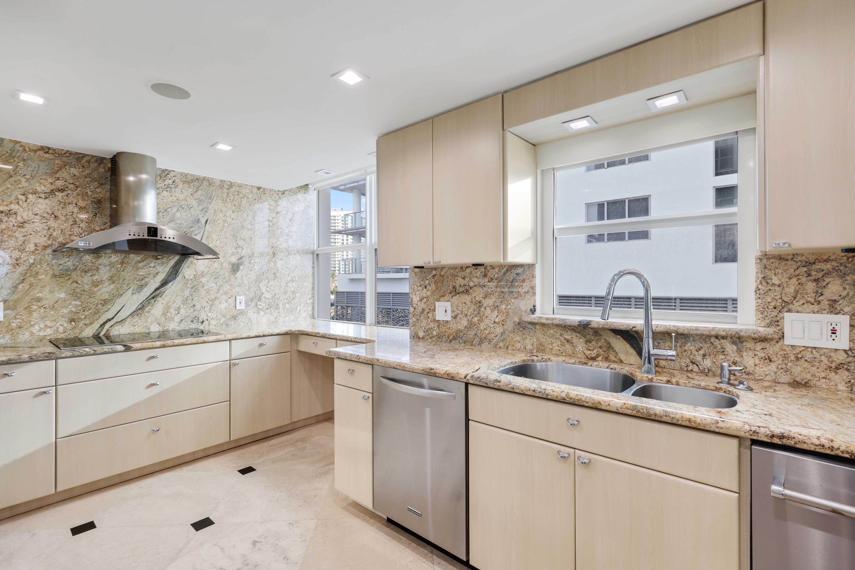 511 Bayshore Drive 401