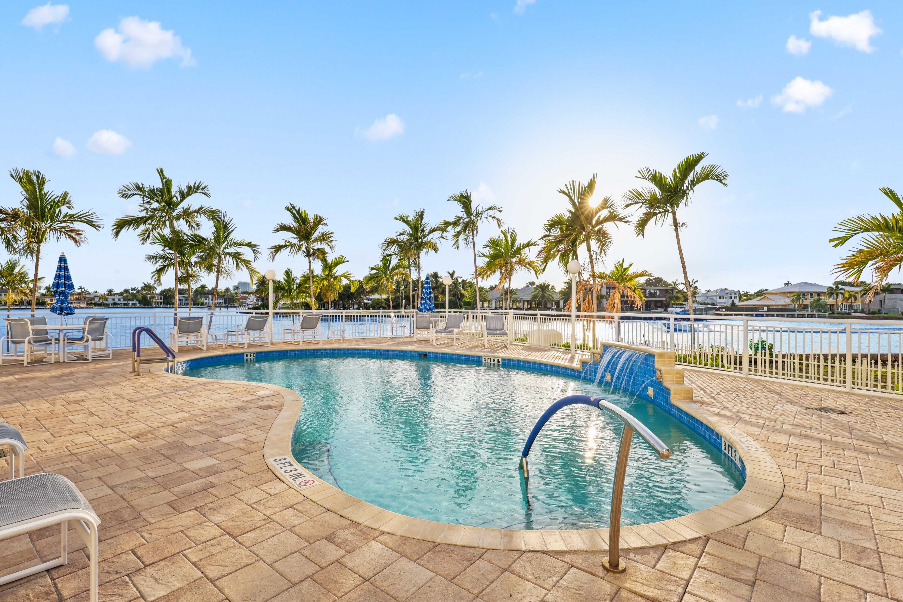 511 Bayshore Drive 401