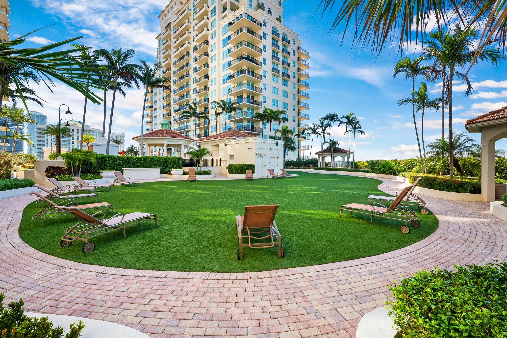 600 W Las Olas Boulevard 903