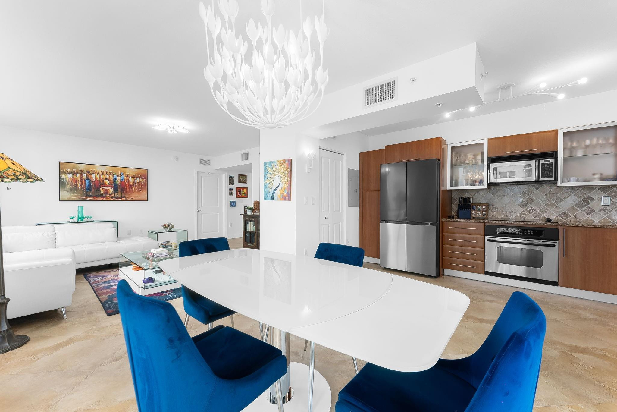 600 W Las Olas Boulevard 903