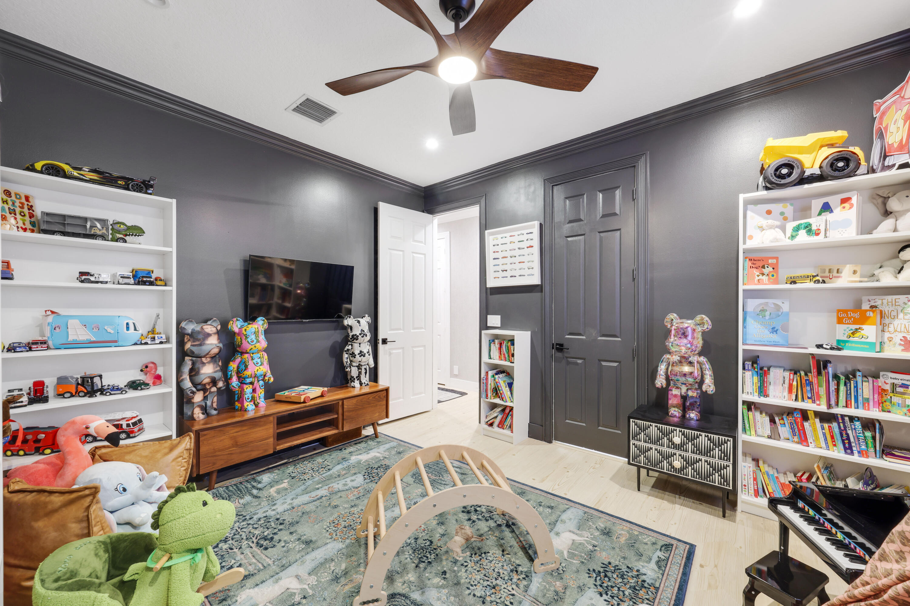 21286 FALLS RIDGE Way
