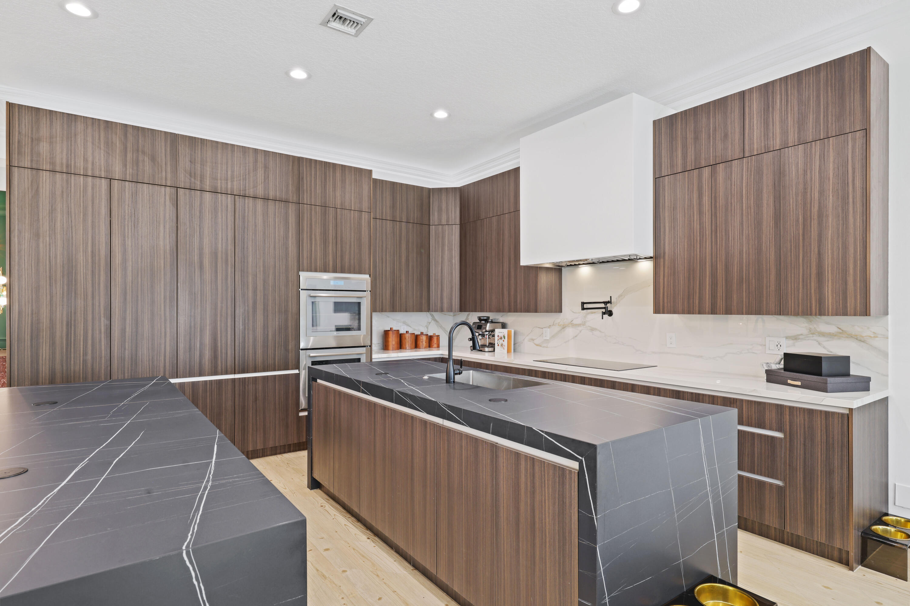 21286 FALLS RIDGE Way