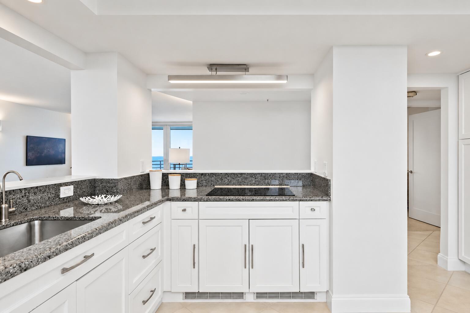3407 S OCEAN Boulevard 7D