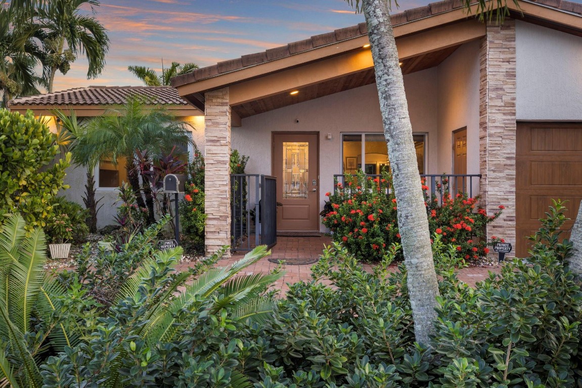 1200 Citrus Isle