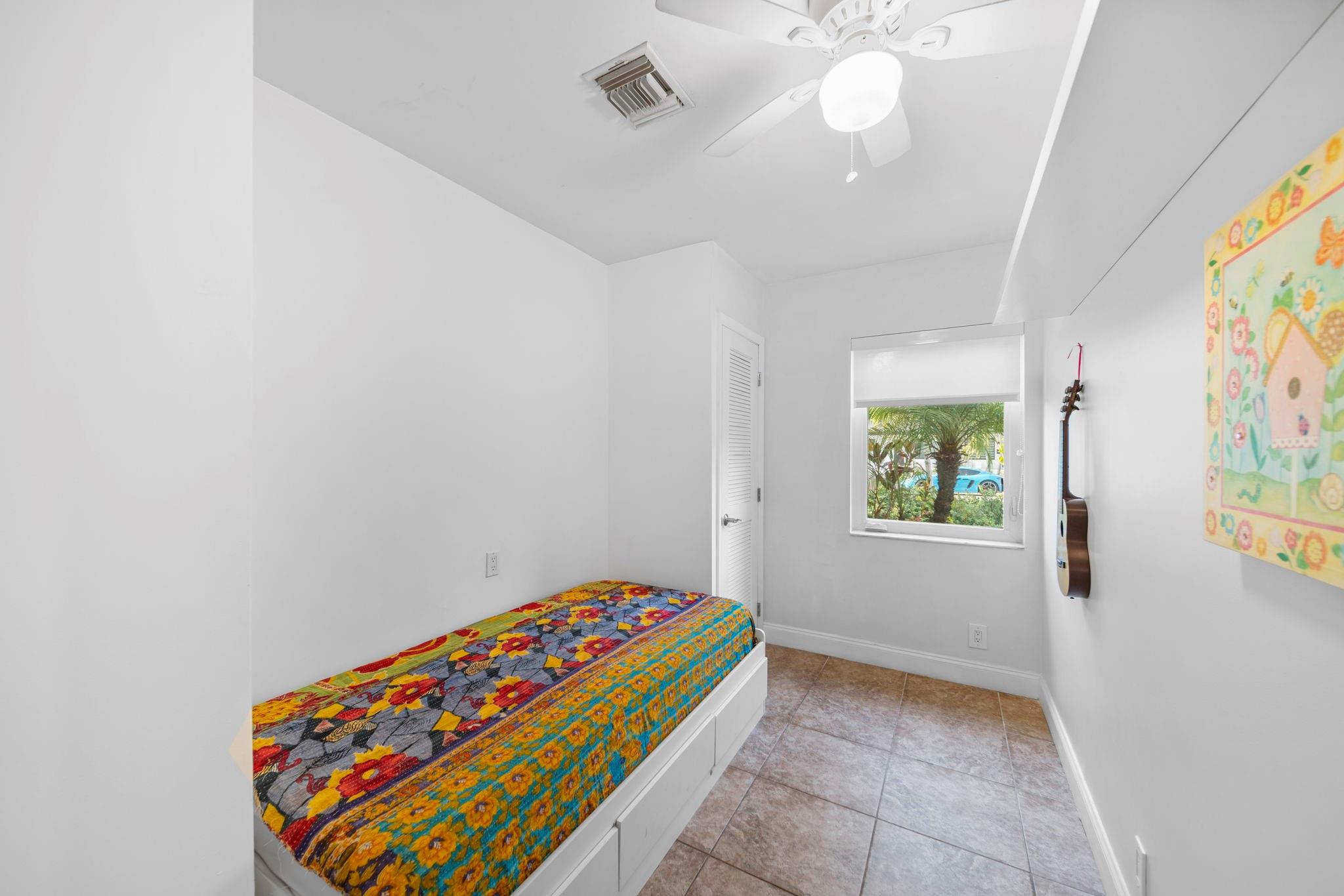 1200 Citrus Isle