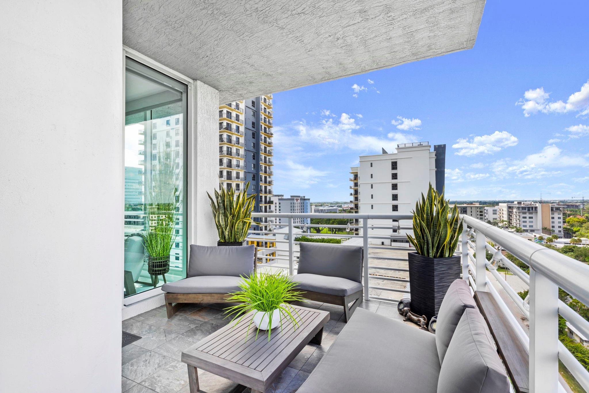 315 NE 3rd Ave 1001