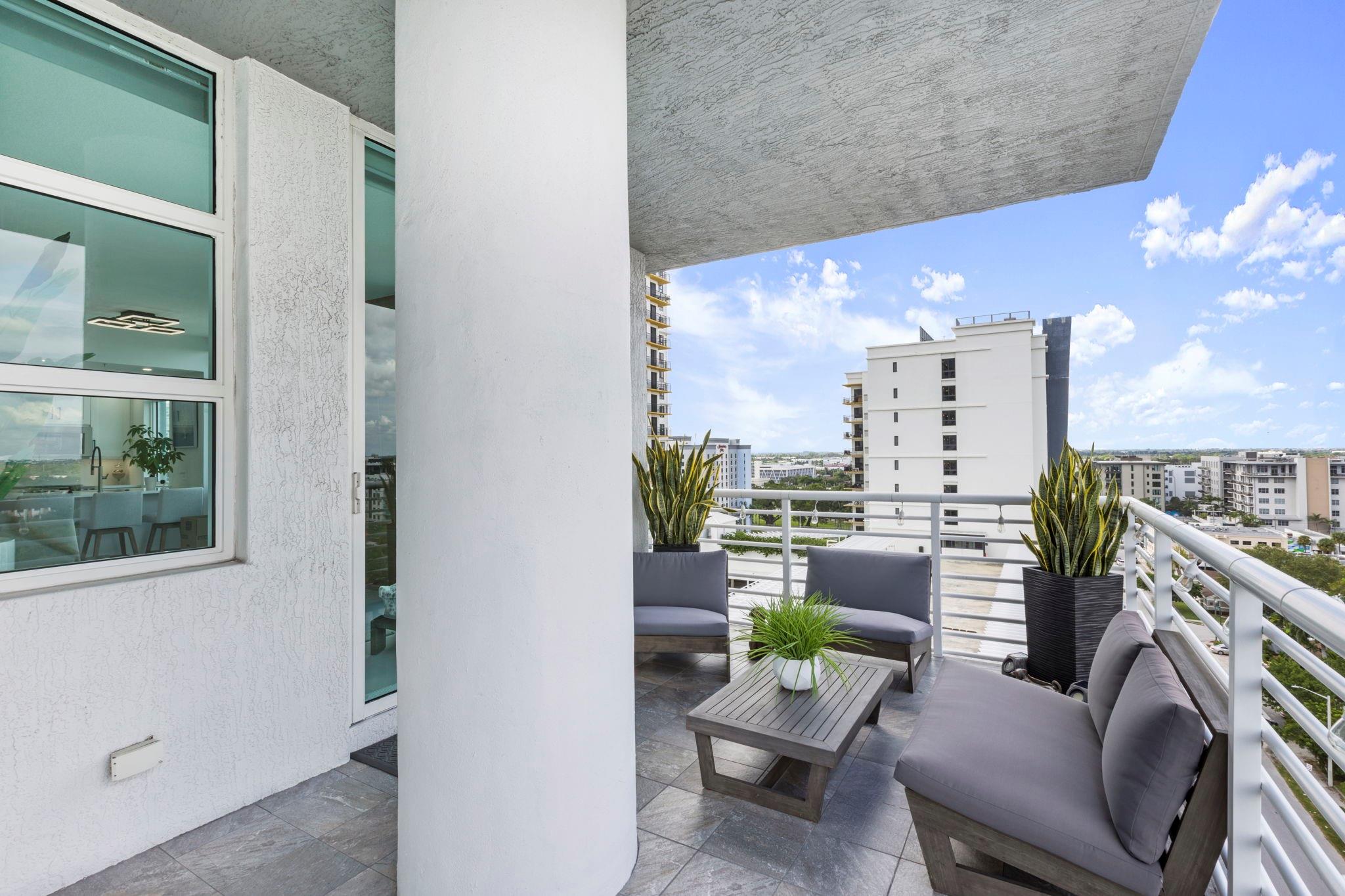 315 NE 3rd Ave 1001
