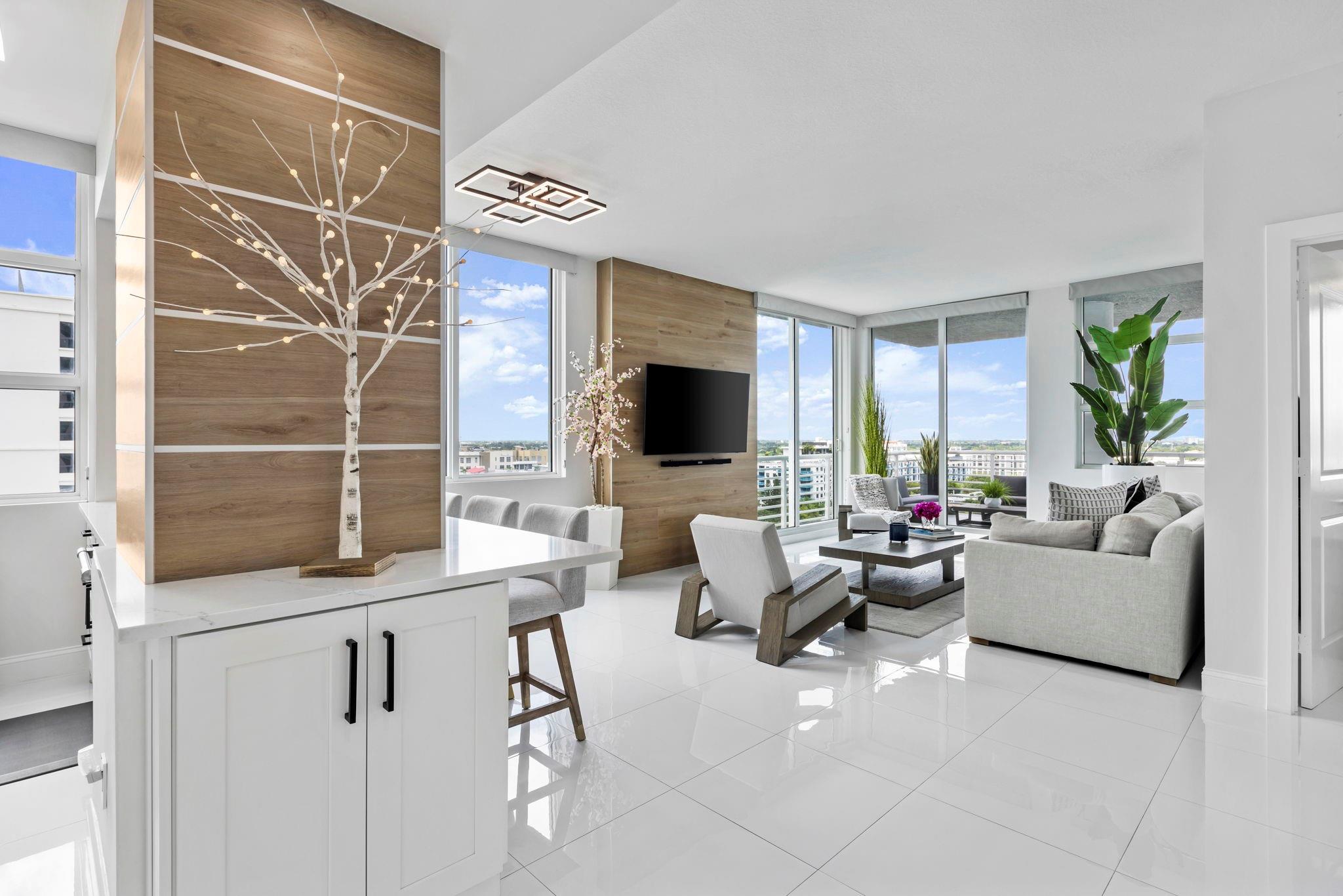 315 NE 3rd Ave 1001