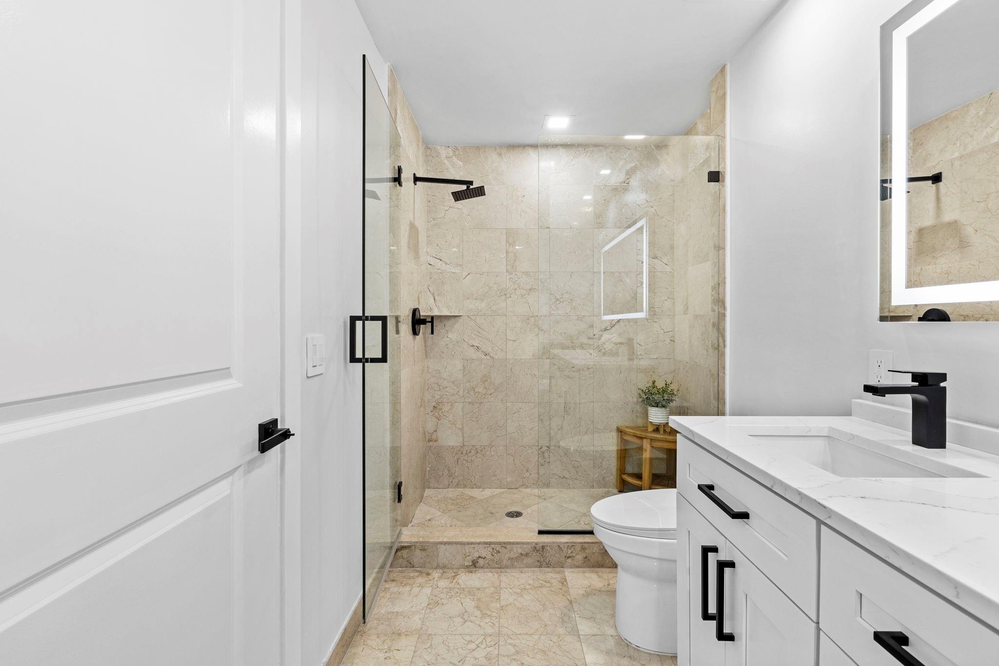 315 NE 3rd Ave 1001