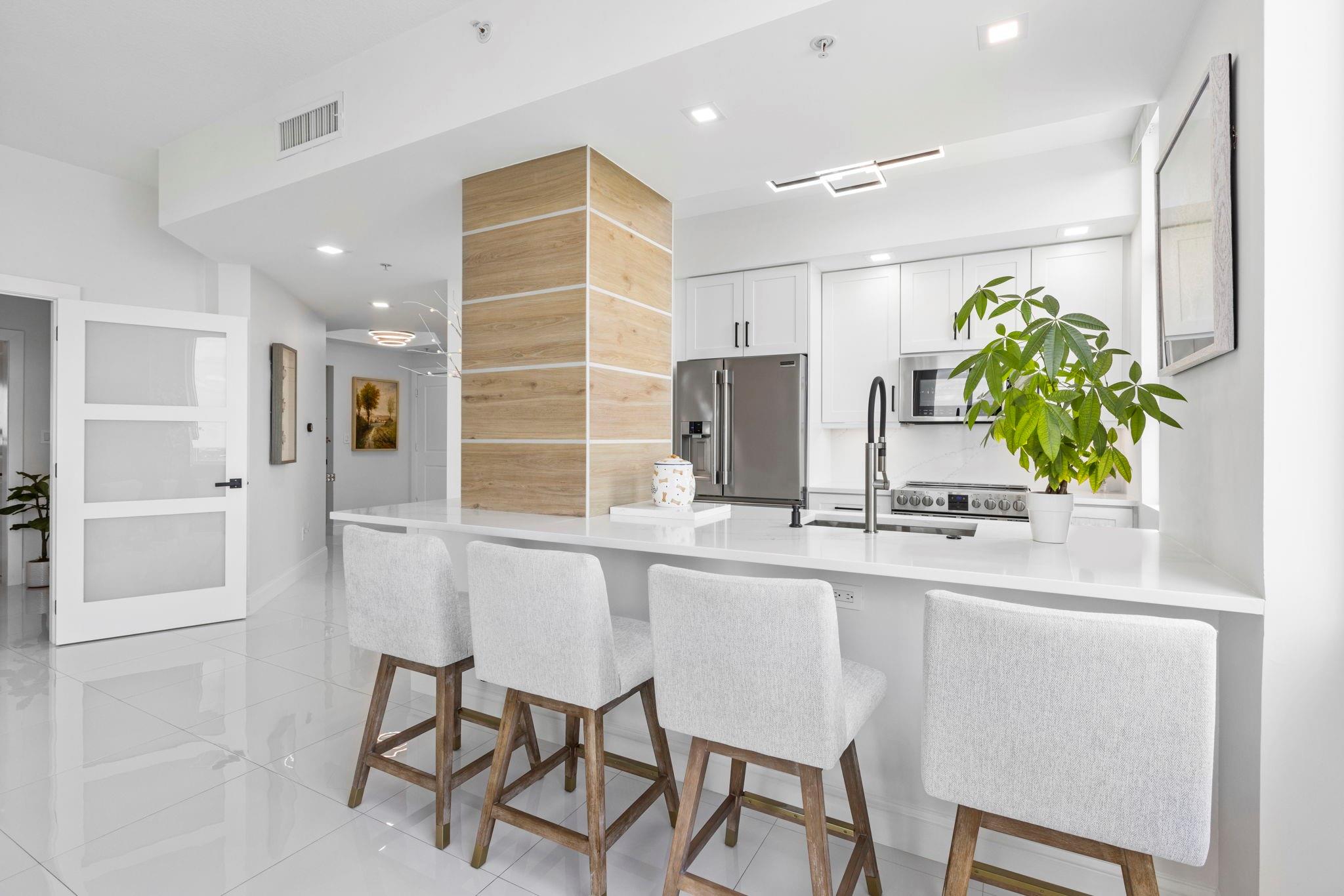 315 NE 3rd Ave 1001