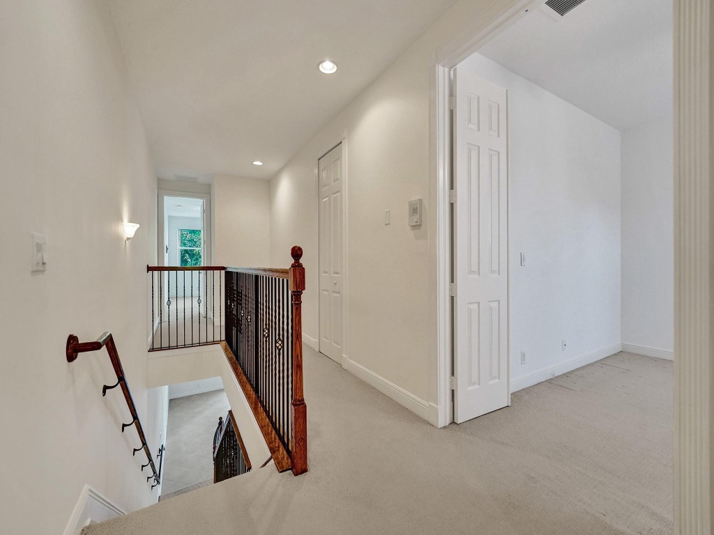 1117 NE 14th Ave