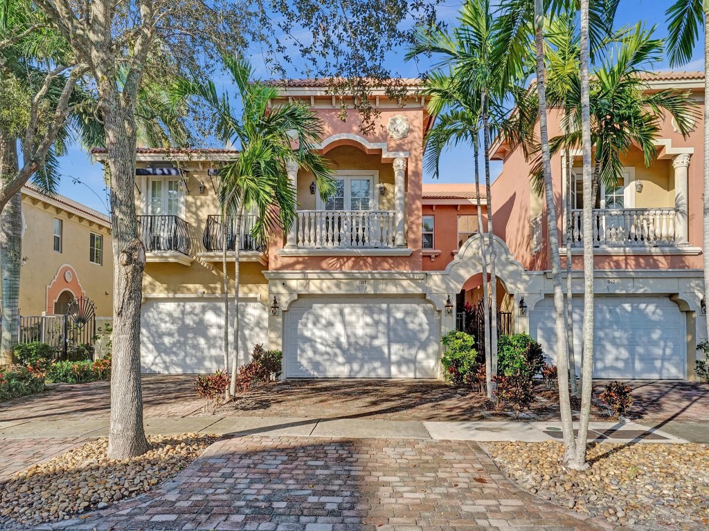 1117 NE 14th Ave
