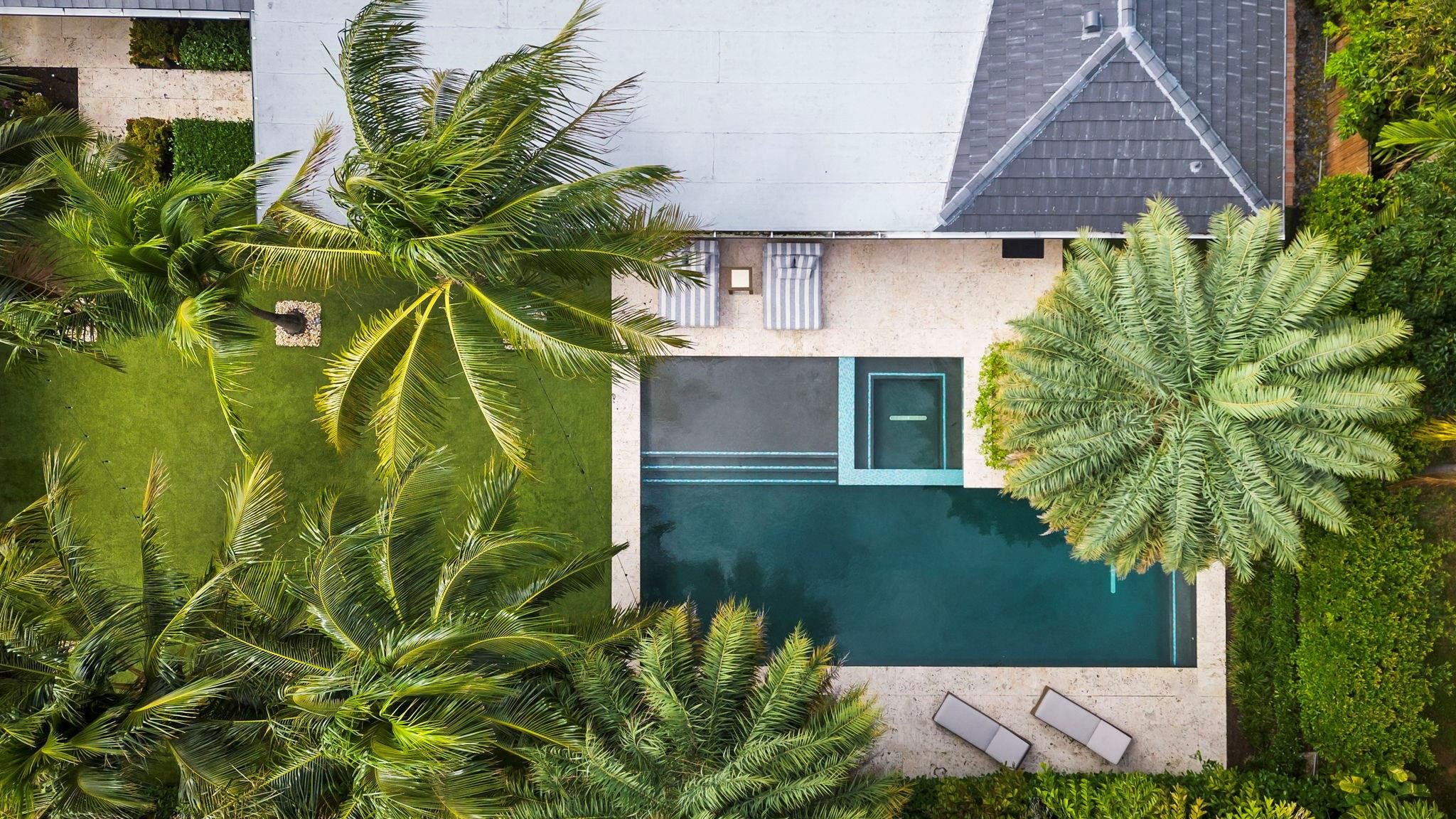 530 Middle River Drive