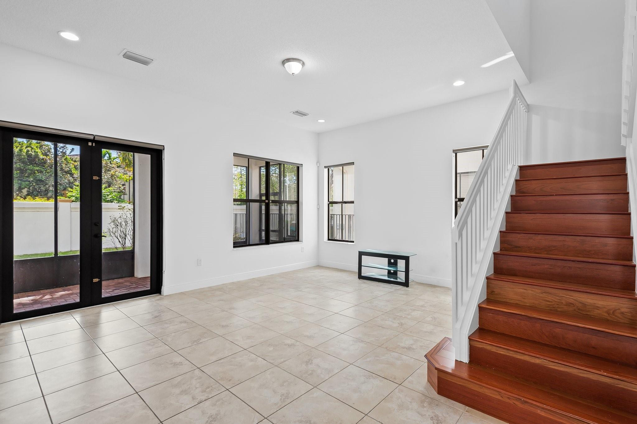 2673 NW 83rd Ter