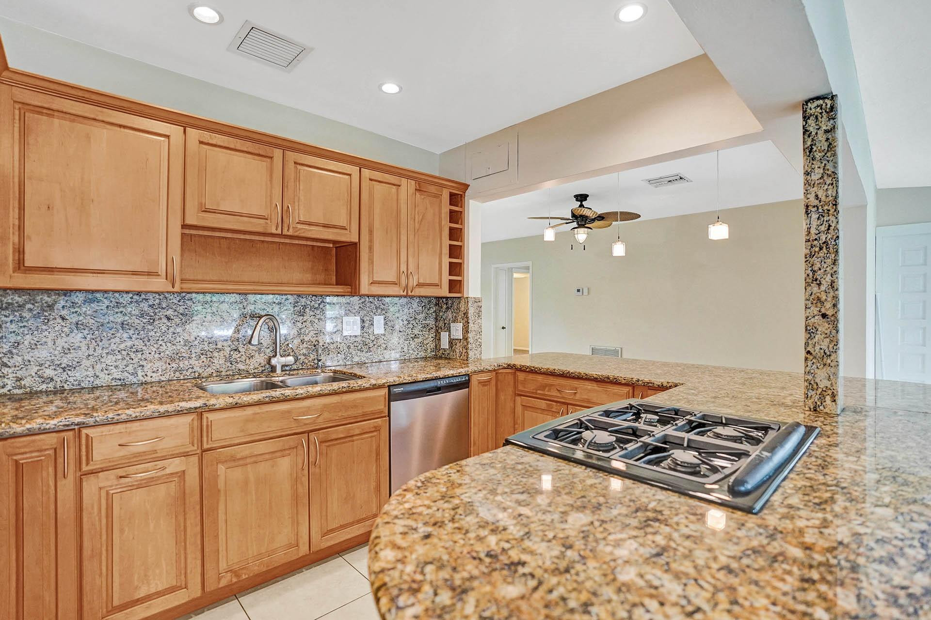 1208 Citrus Isle