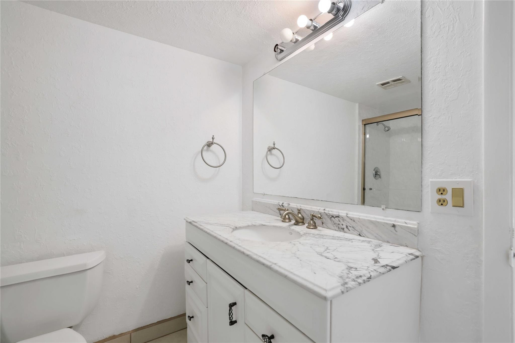 1321 N 15th Ave 25