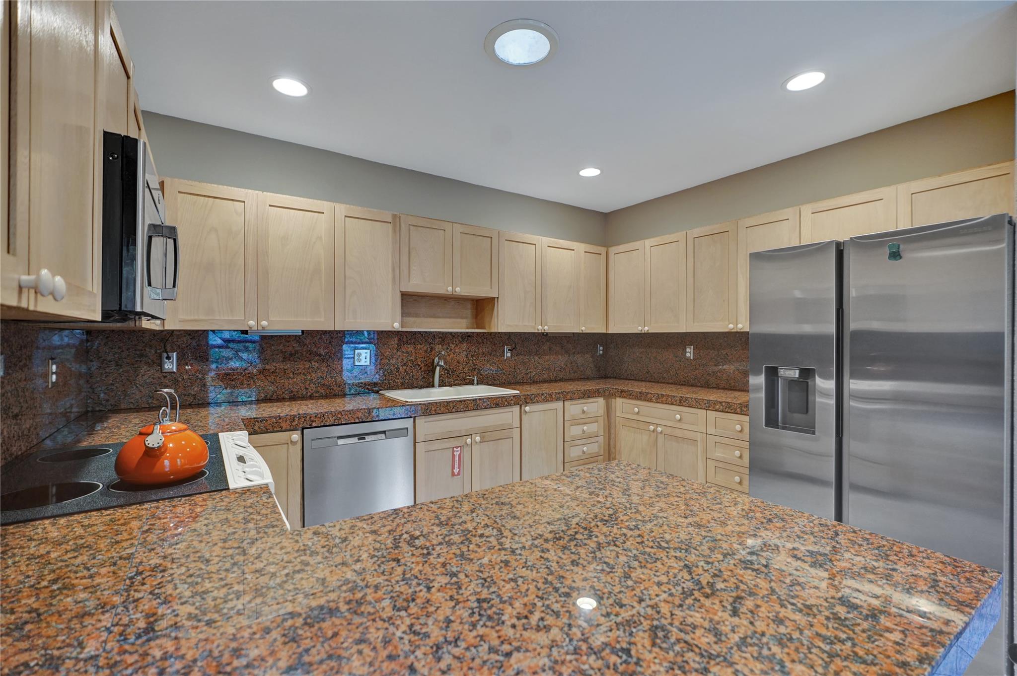 1572 SW 30th Pl