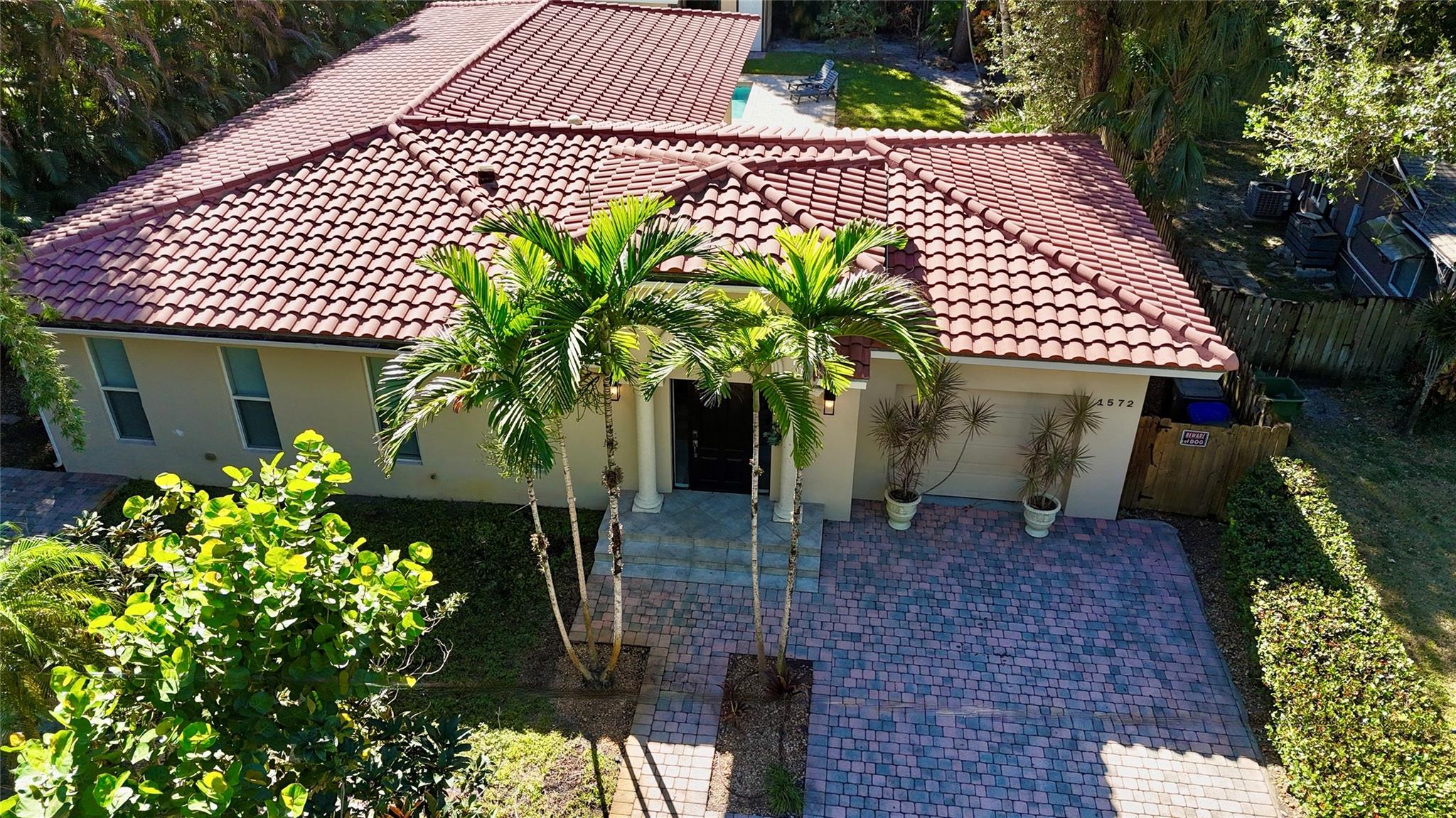 1572 SW 30th Pl