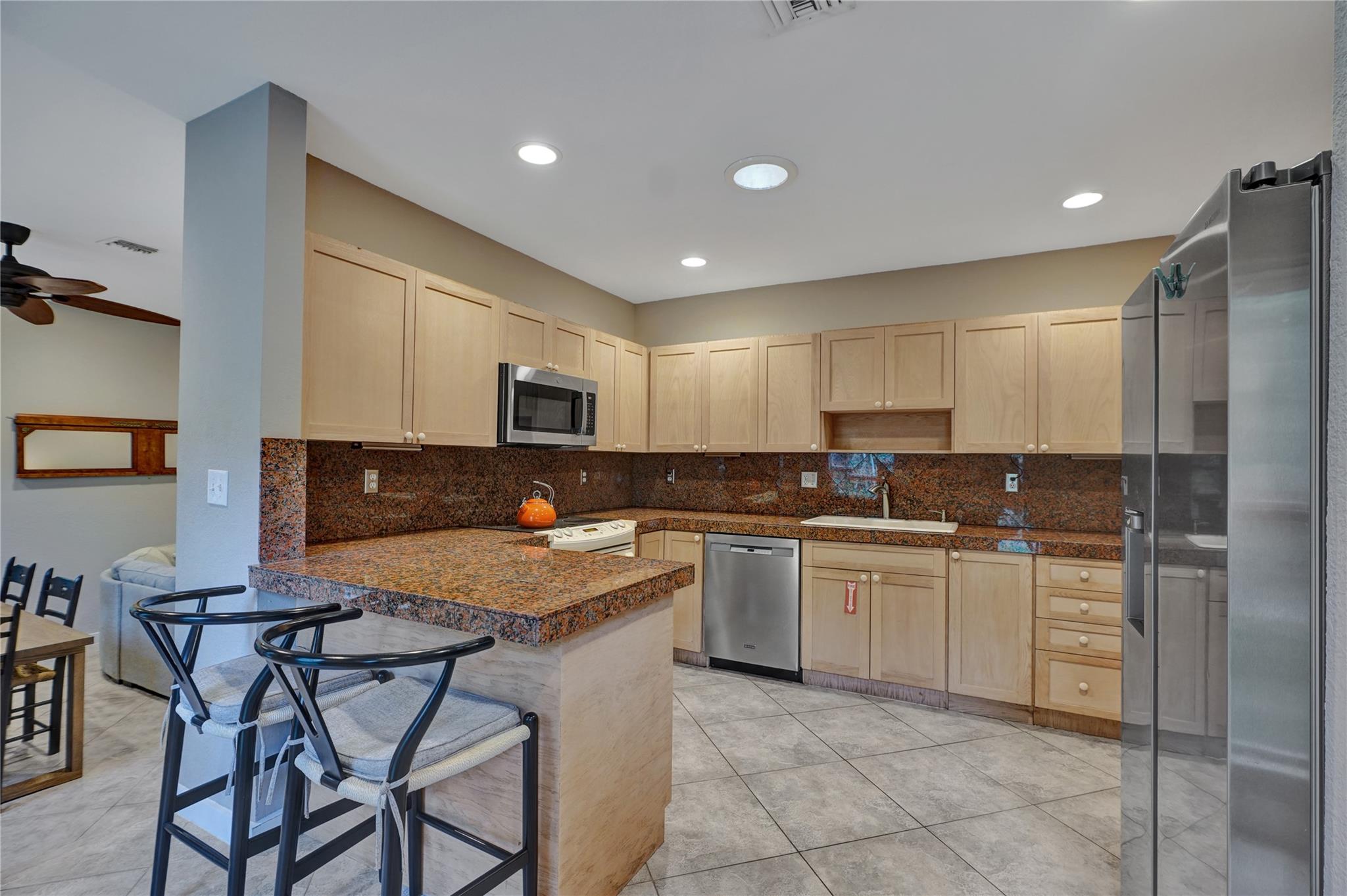 1572 SW 30th Pl