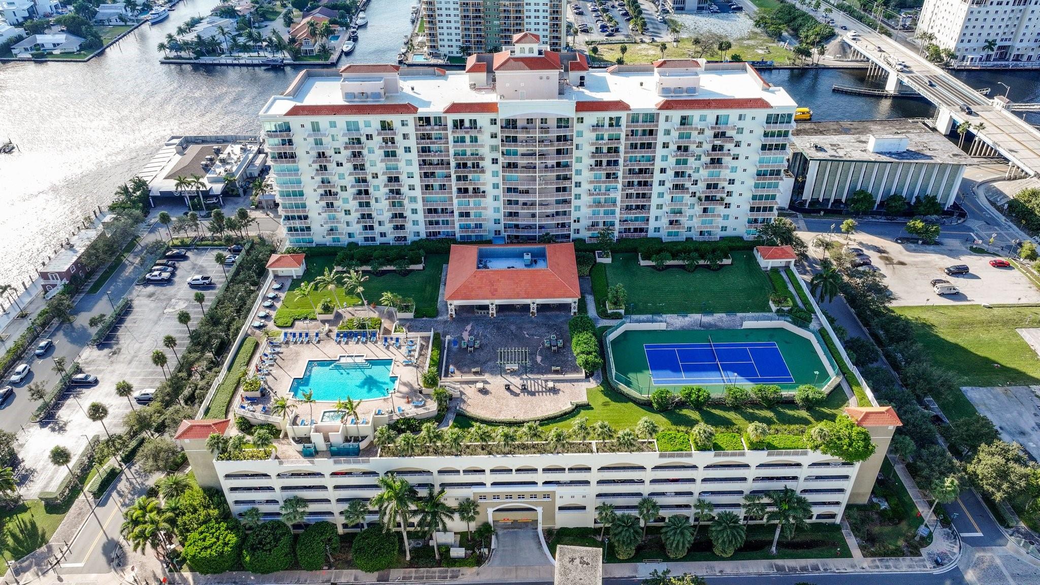 3020 NE 32nd Ave unit 903