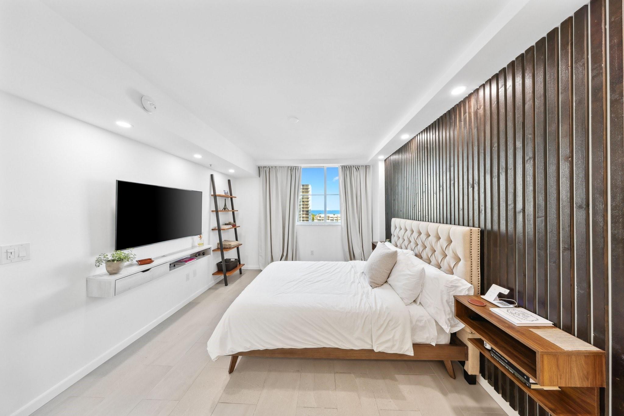 3020 NE 32nd Ave unit 903