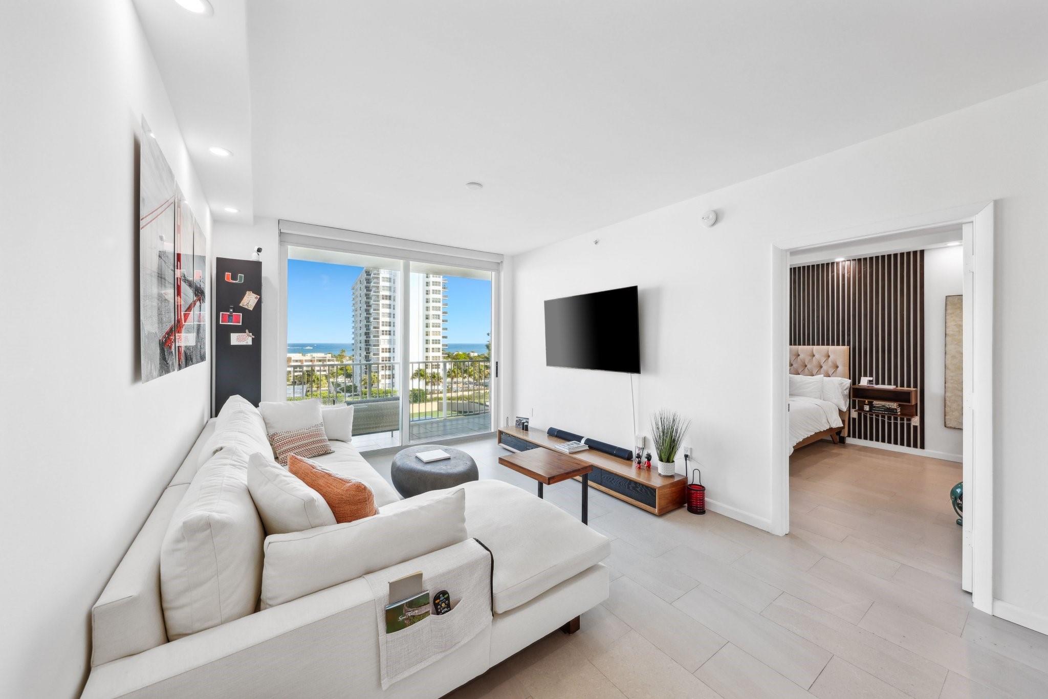 3020 NE 32nd Ave unit 903