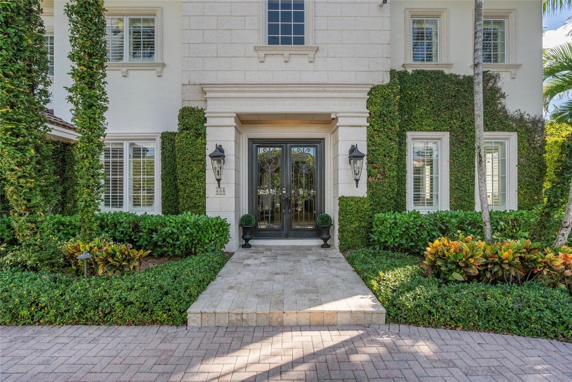 408 Seven Isles Drive