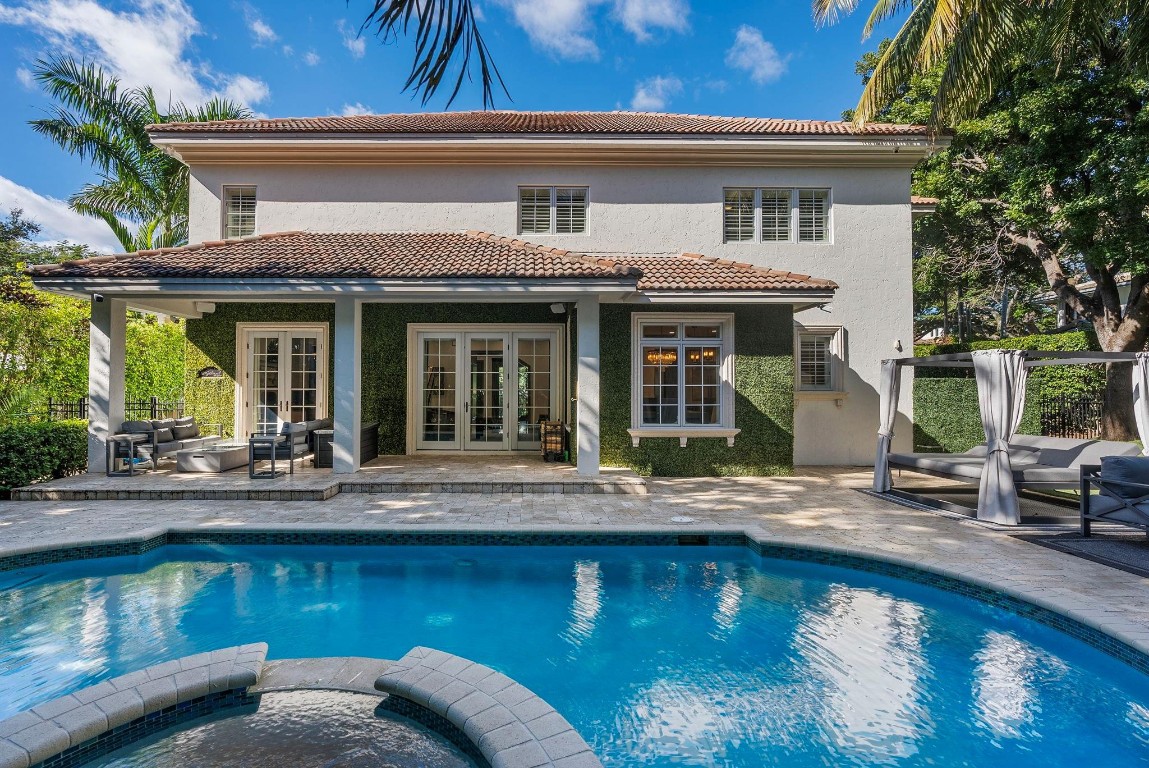 408 Seven Isles Drive