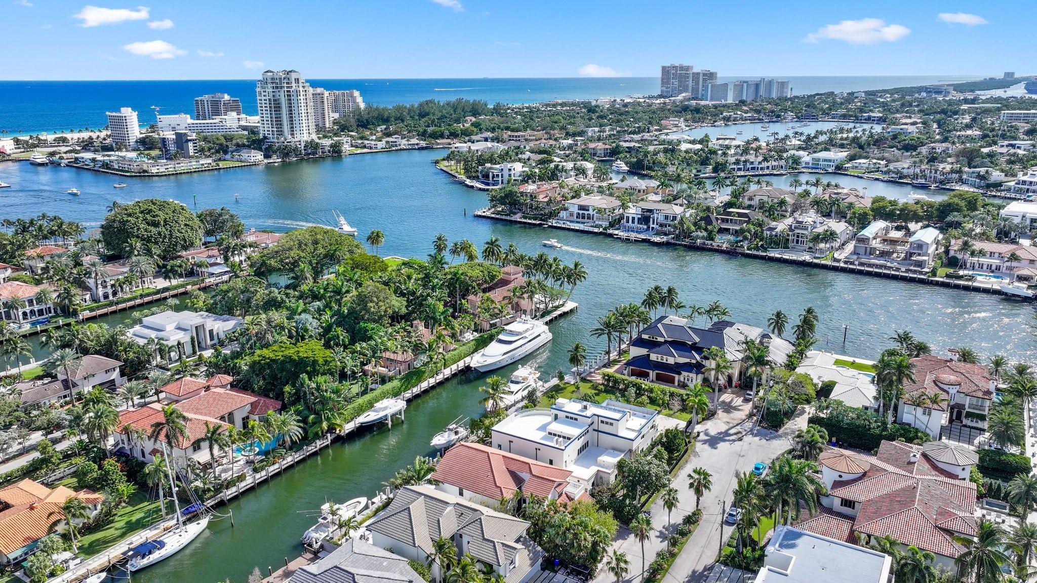 808 Solar Isle Dr