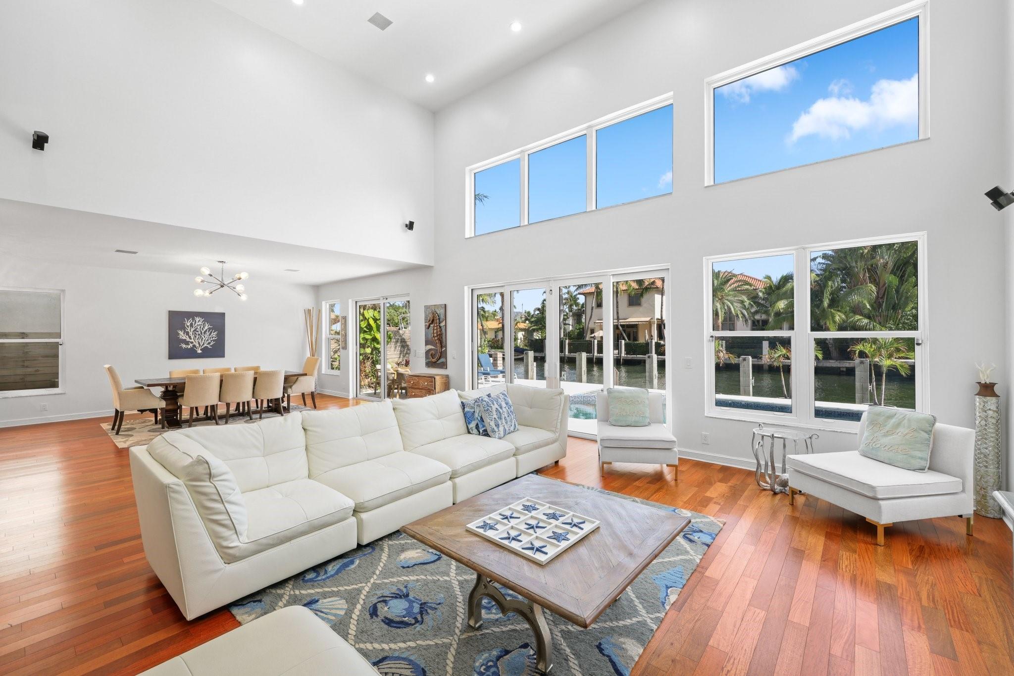 808 Solar Isle Dr
