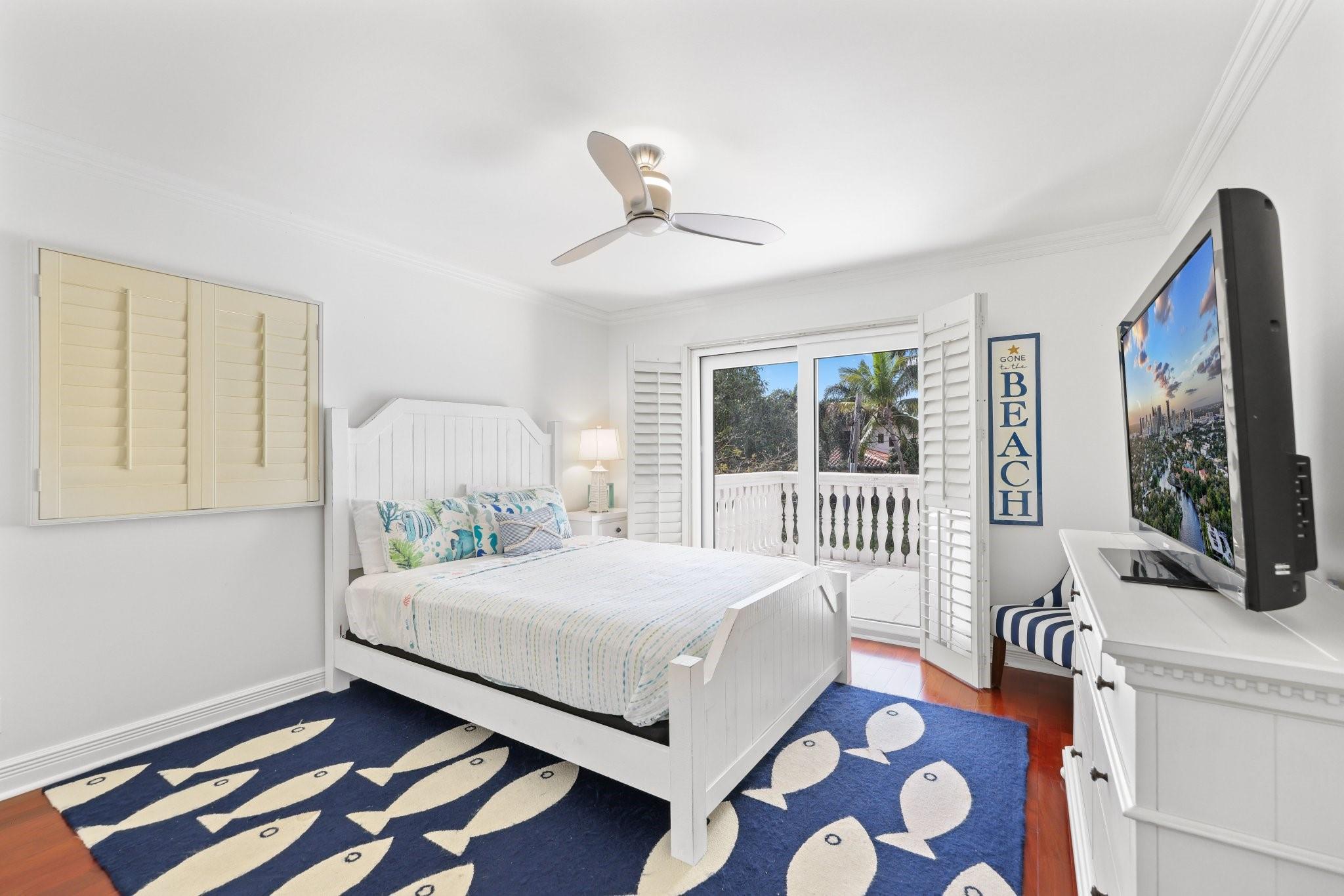 808 Solar Isle Dr