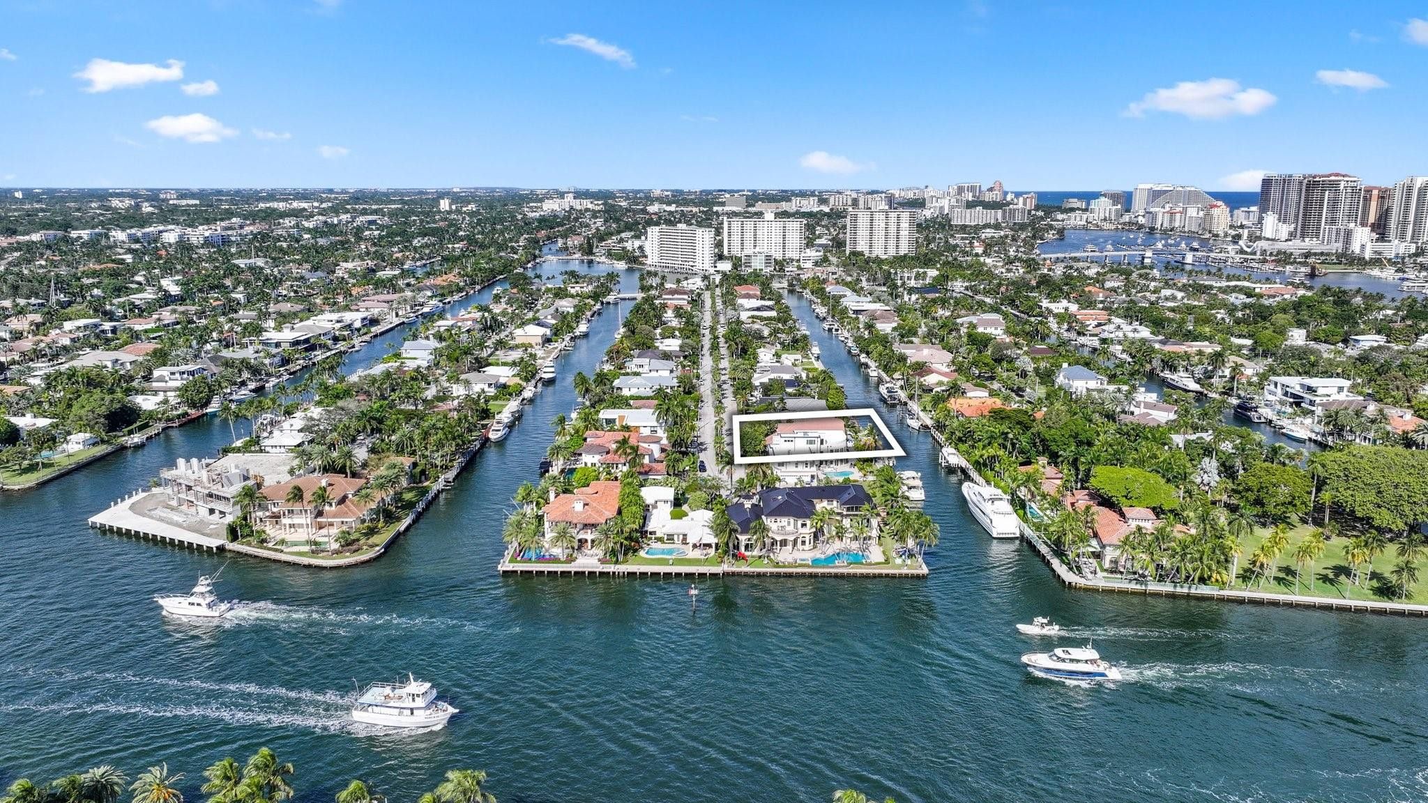 808 Solar Isle Dr