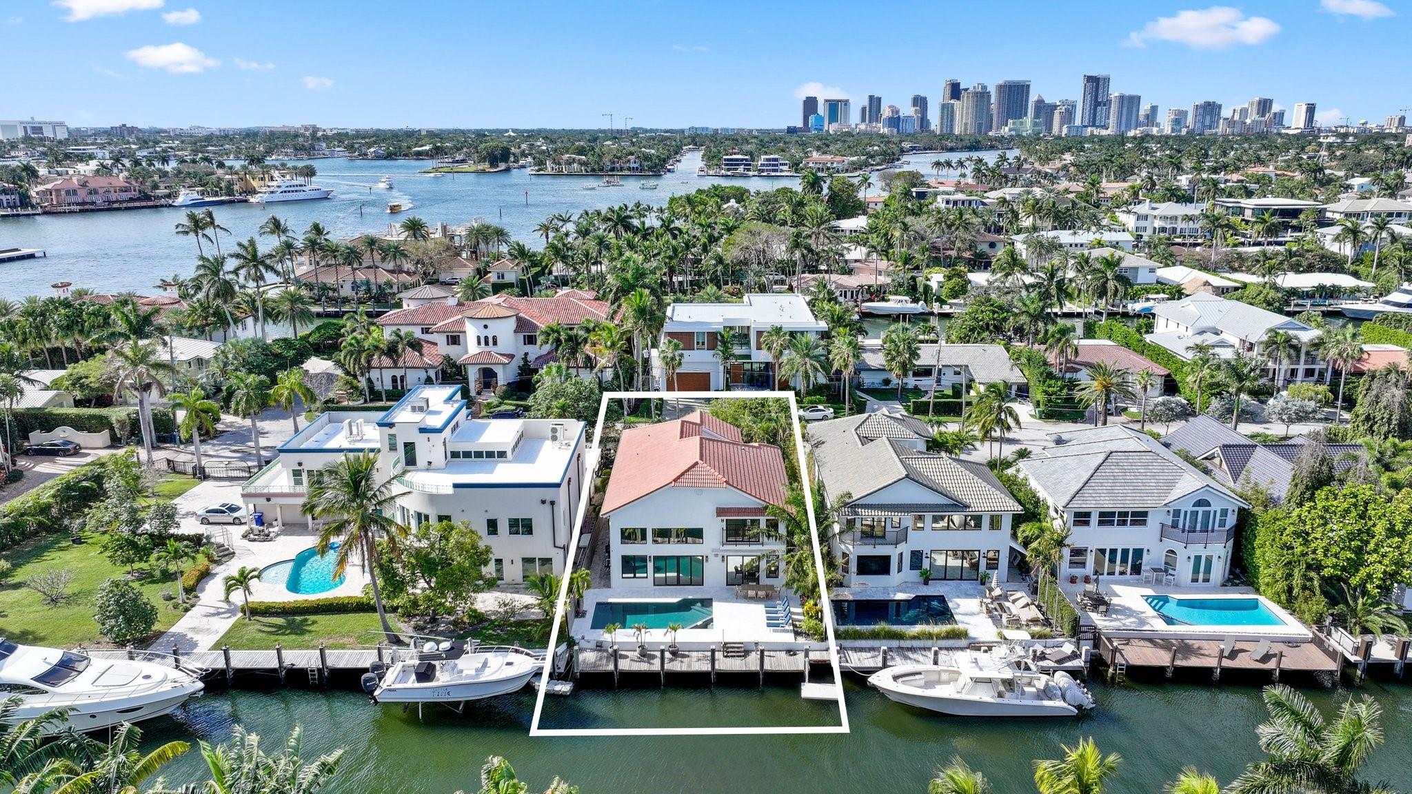 808 Solar Isle Dr