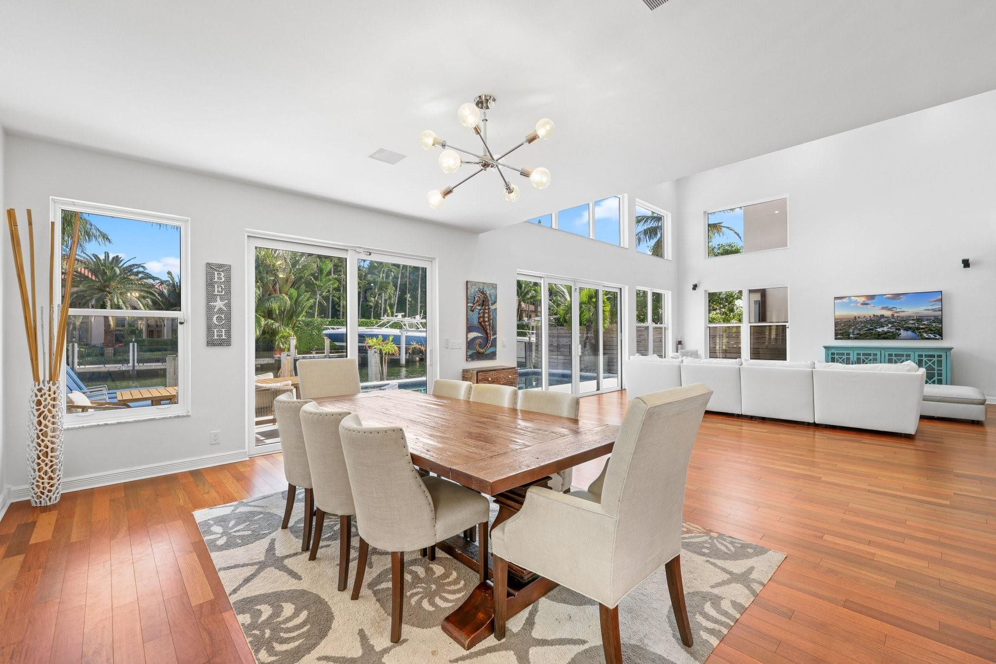808 Solar Isle Dr
