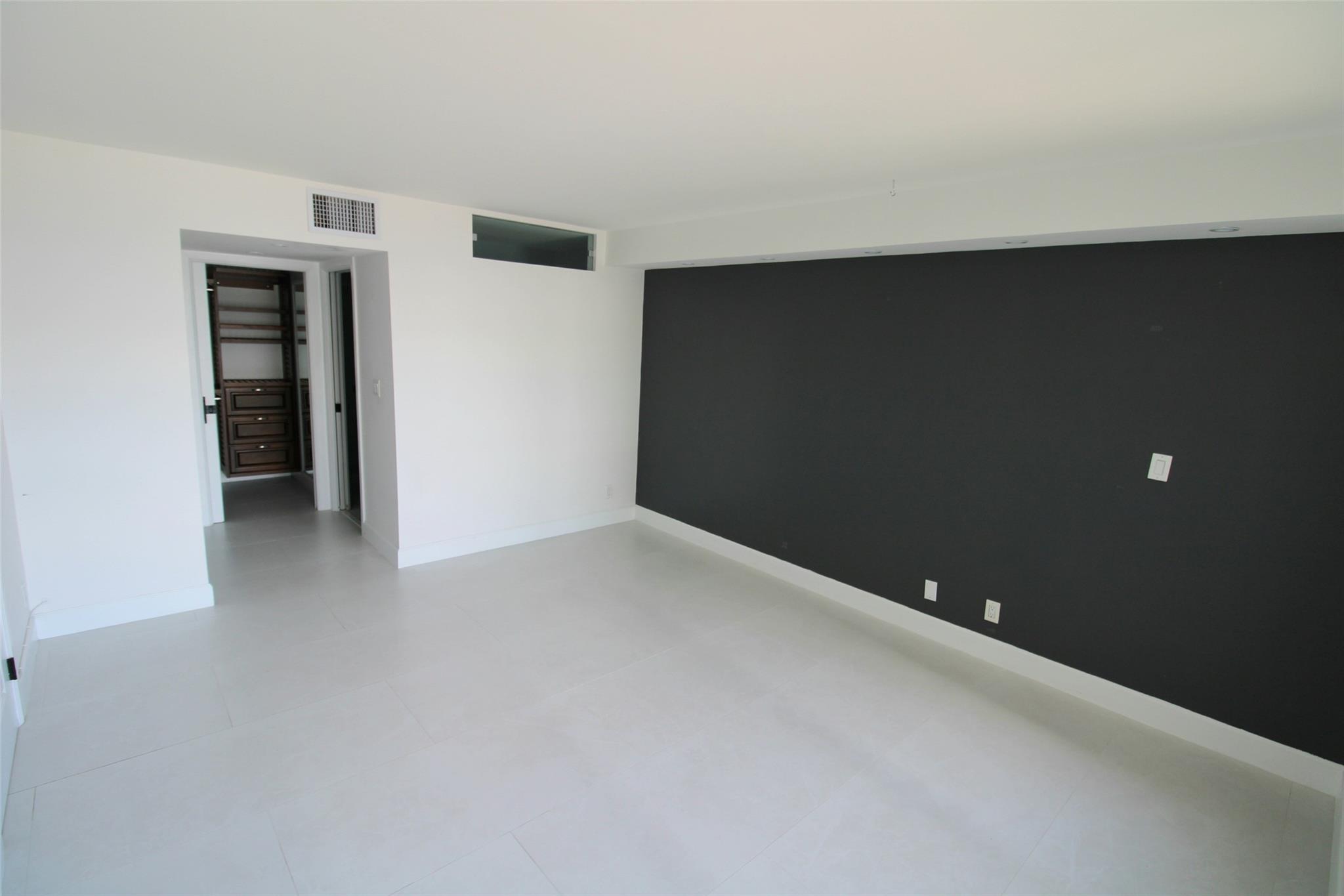 3900 Galt Ocean Dr 412