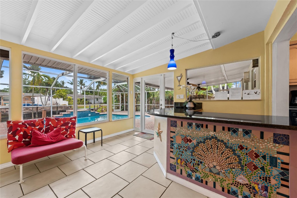 2430 Bimini Ln