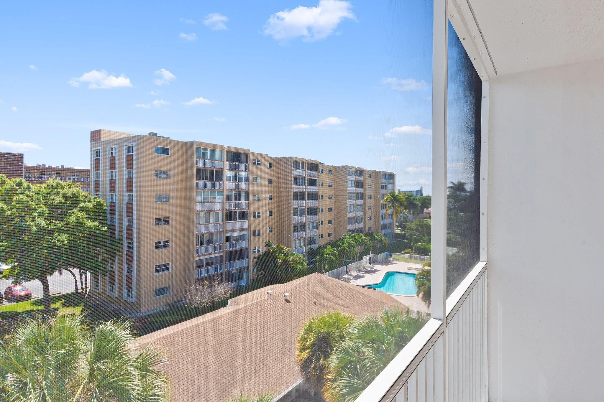 619 NE 14th Ave 508